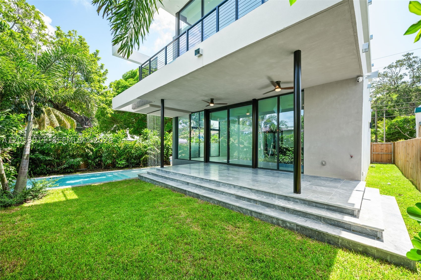 3310 Elizabeth St Miami, FL 33133