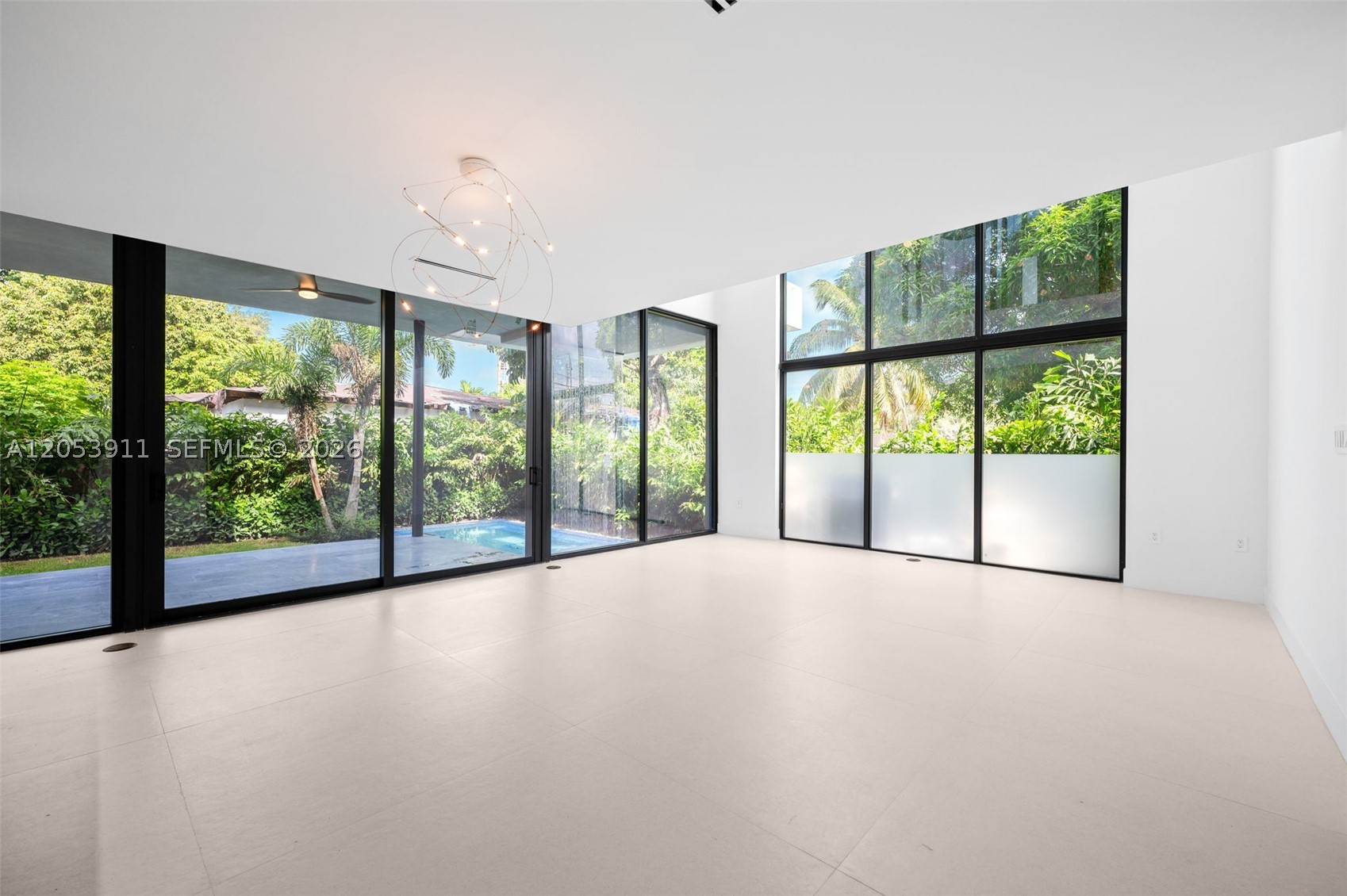 3310 Elizabeth St Miami, FL 33133