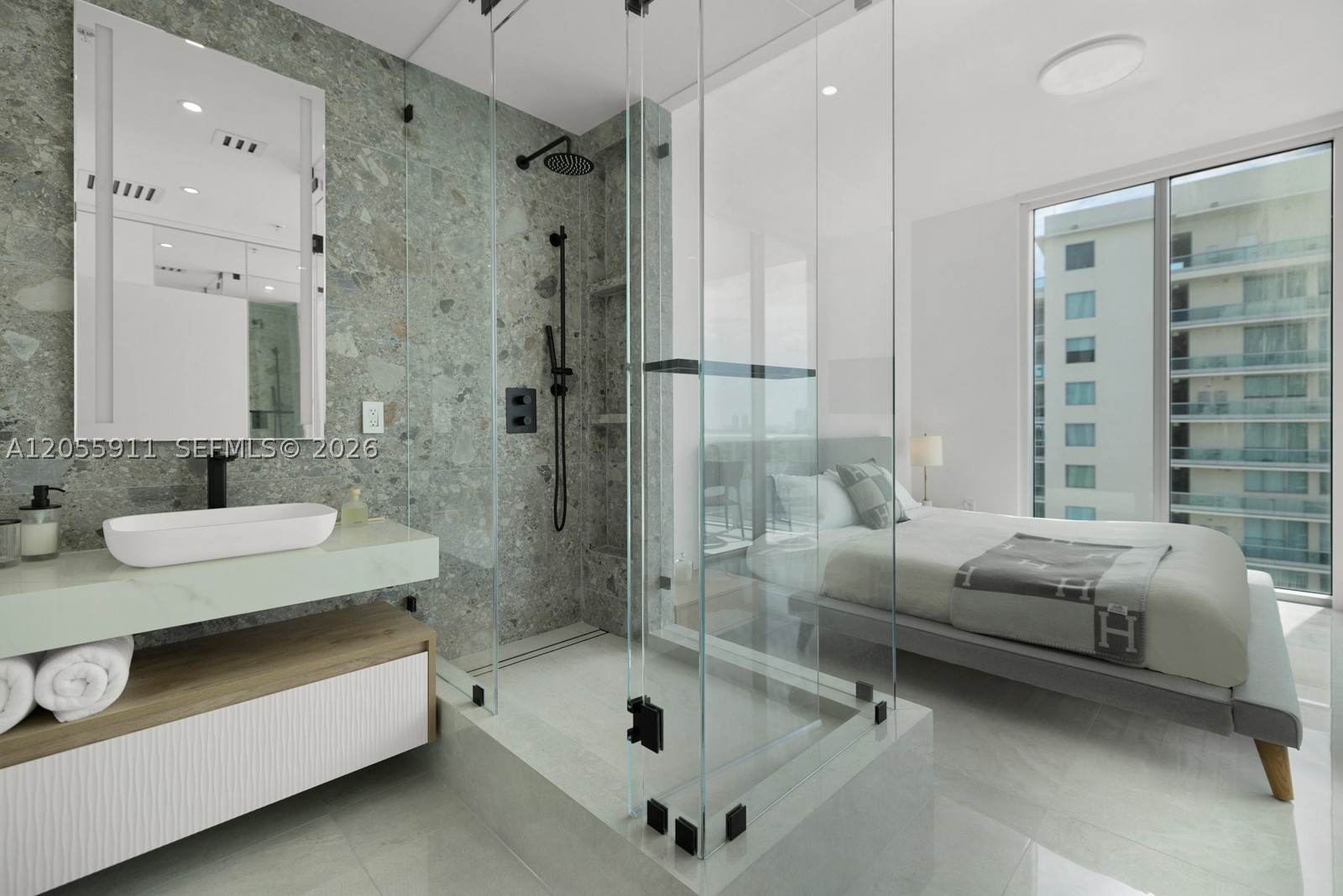 image Eloquence on the Bay9