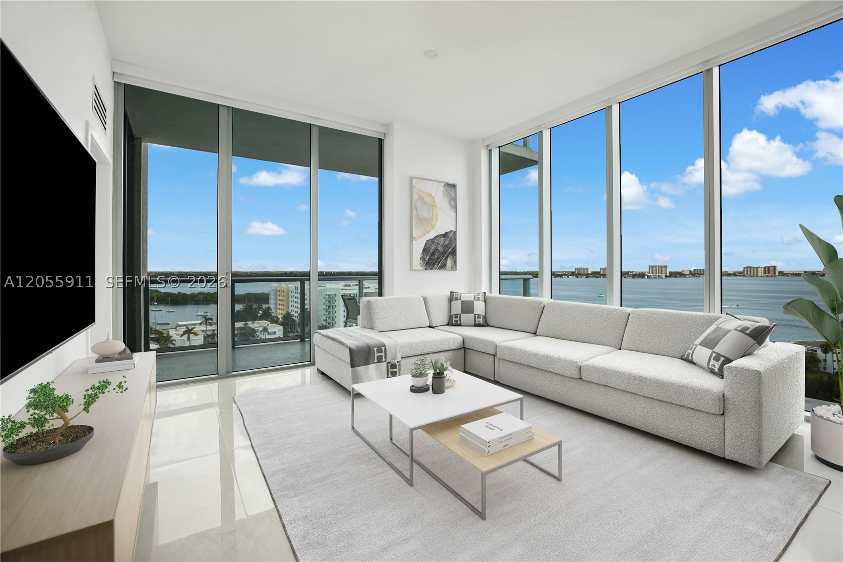 image Eloquence on the Bay1
