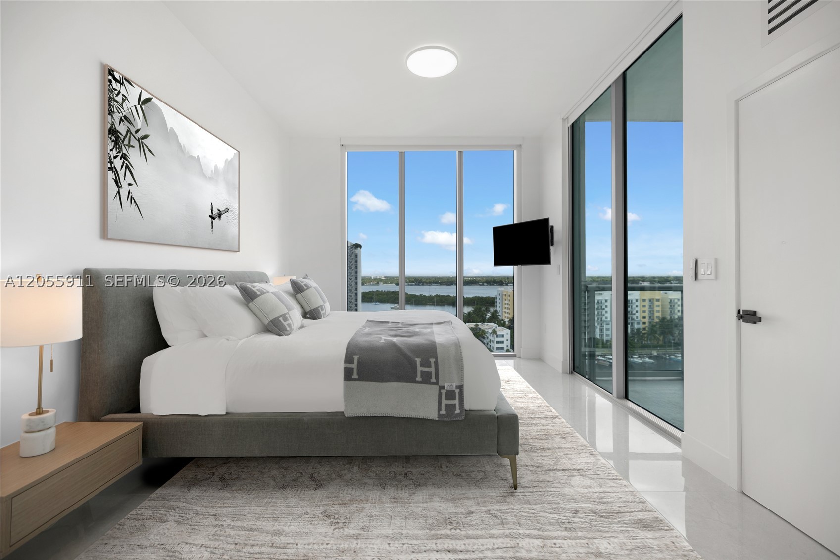 image Eloquence on the Bay7