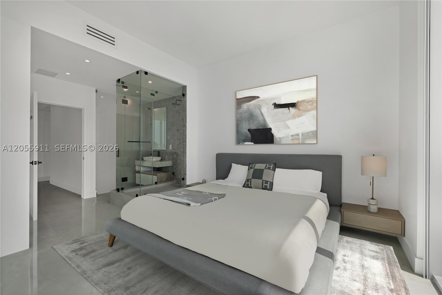 image Eloquence on the Bay8