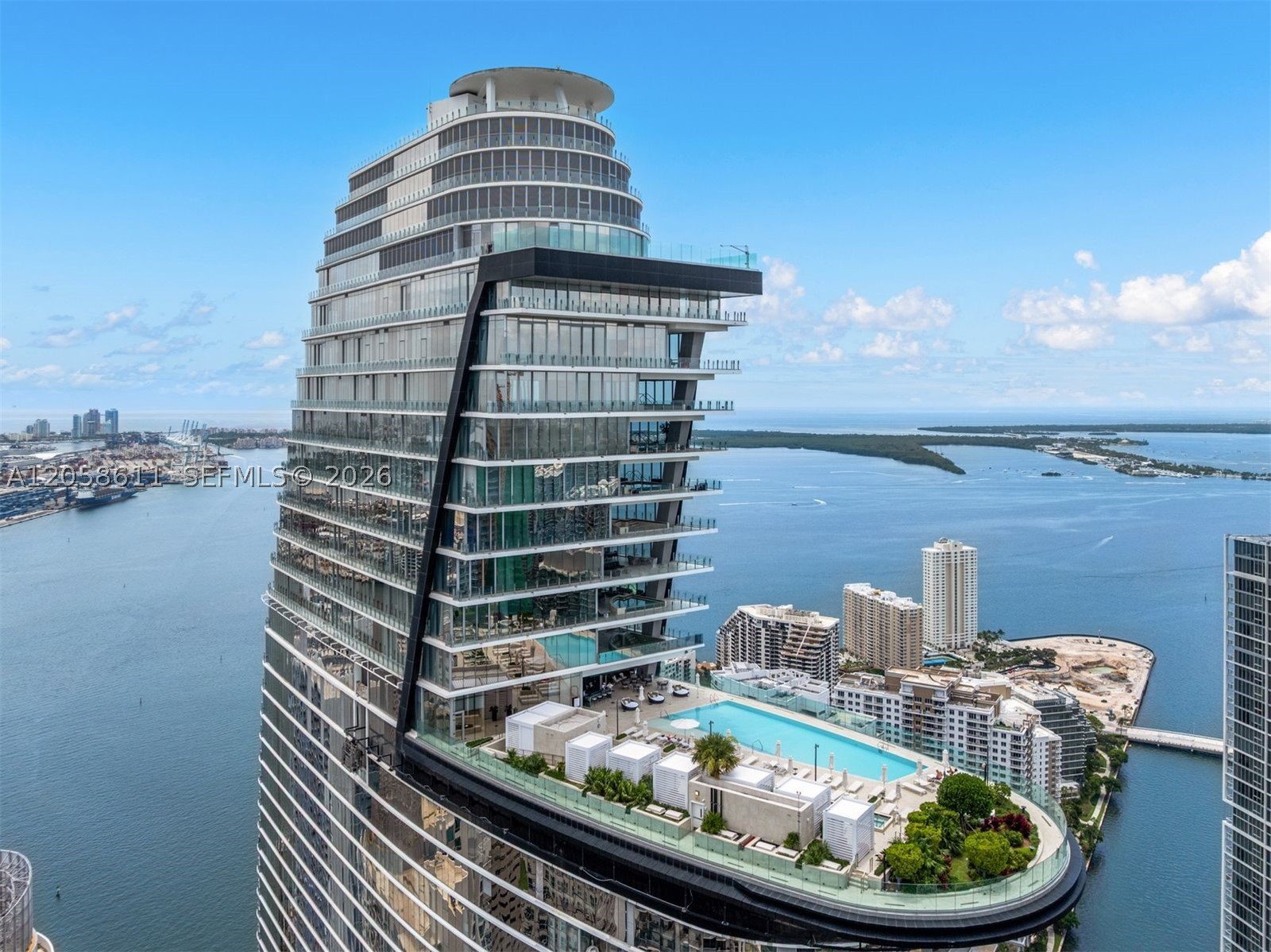 300 Biscayne Blvd Way #5801C Miami, FL 33131