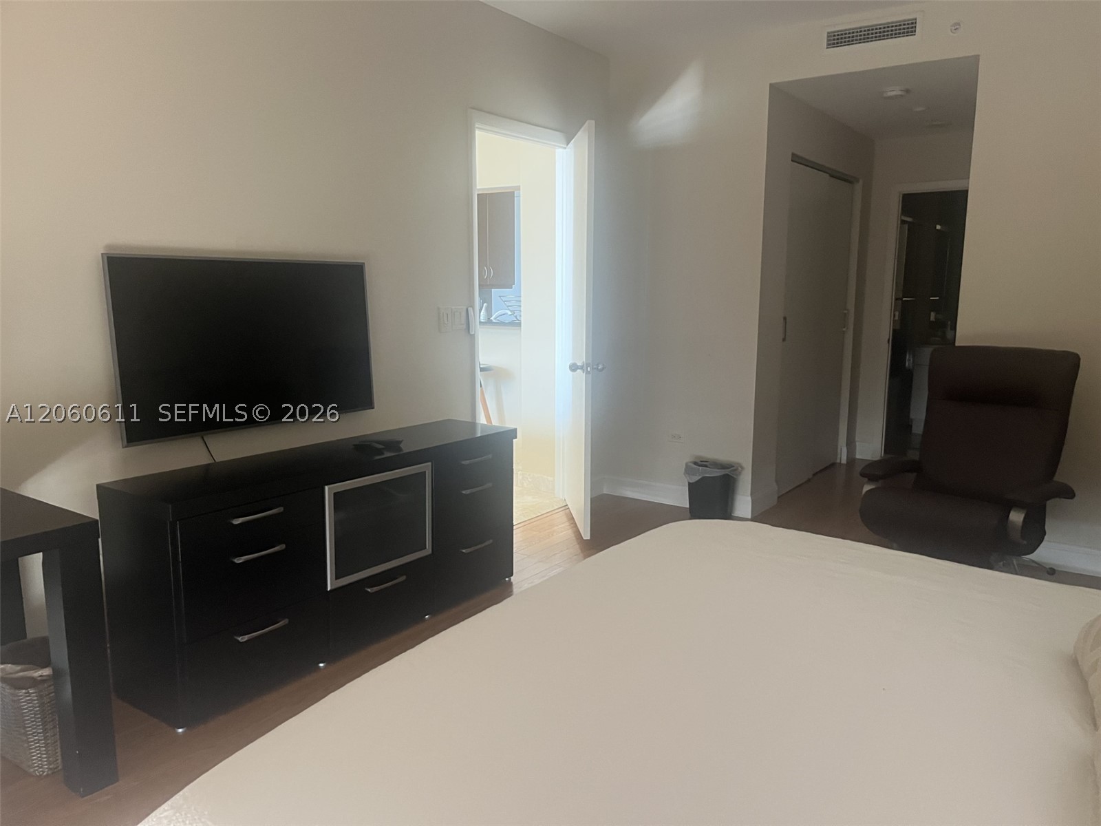 image Courts Brickell Key13