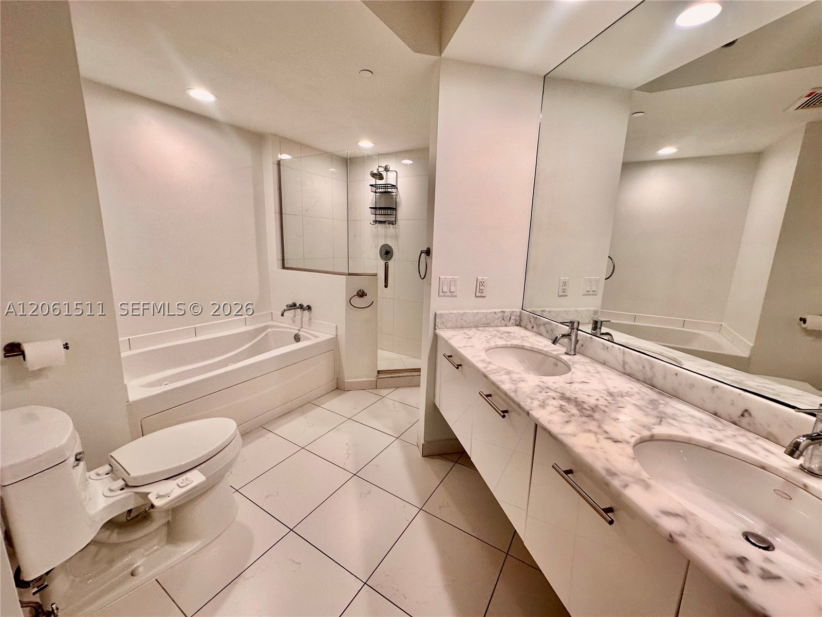image 500 Brickell East14