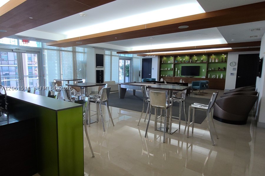 image 500 Brickell East27