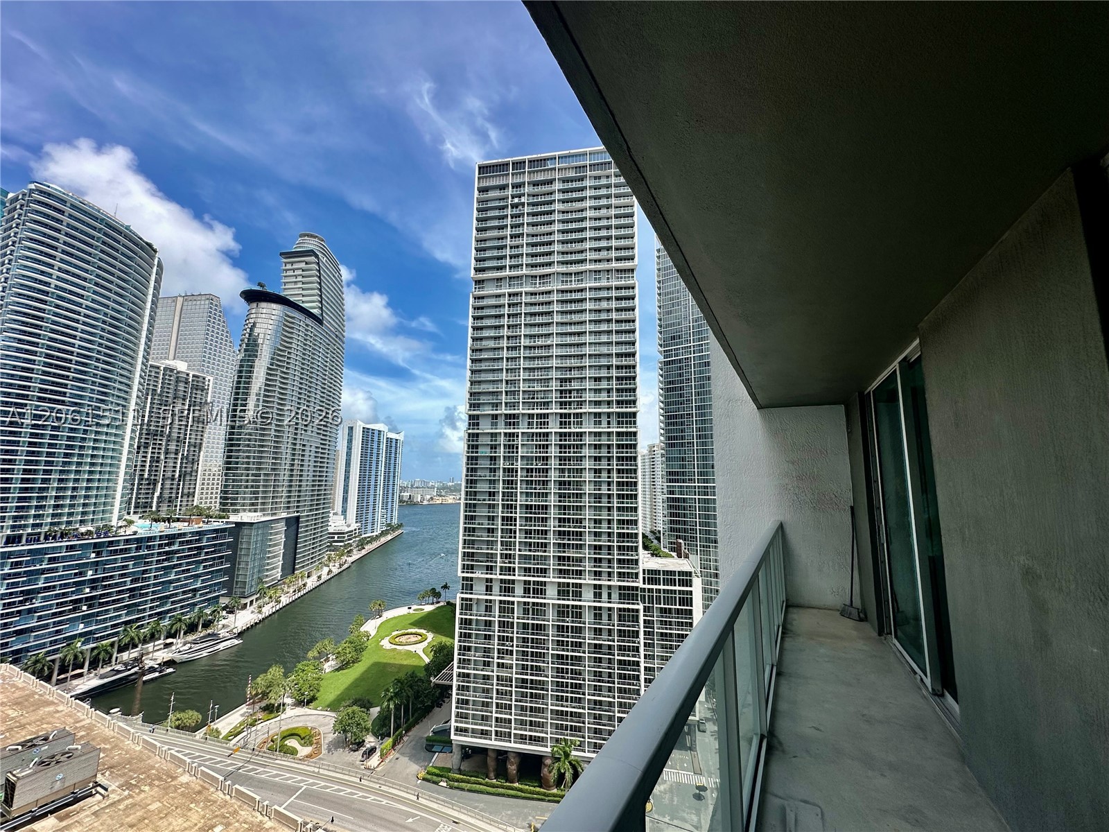 image 500 Brickell East2