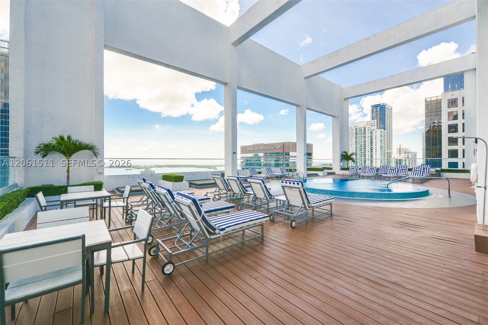 image 500 Brickell East29