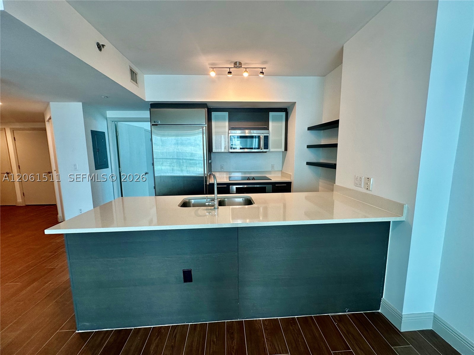 image 500 Brickell East3