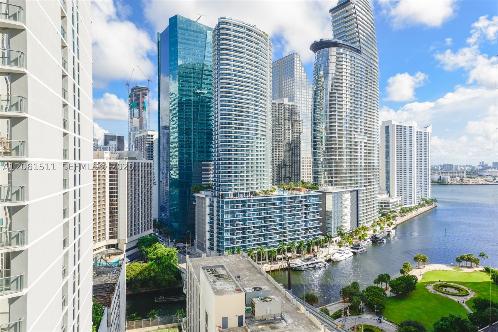 image 500 Brickell East39