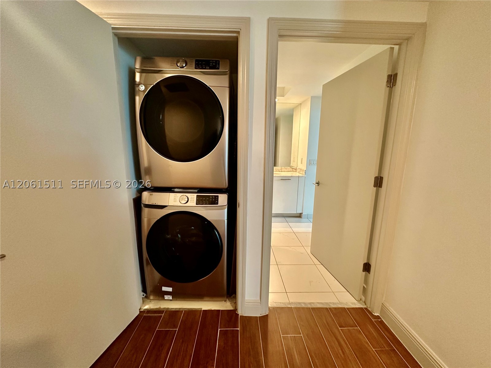image 500 Brickell East6