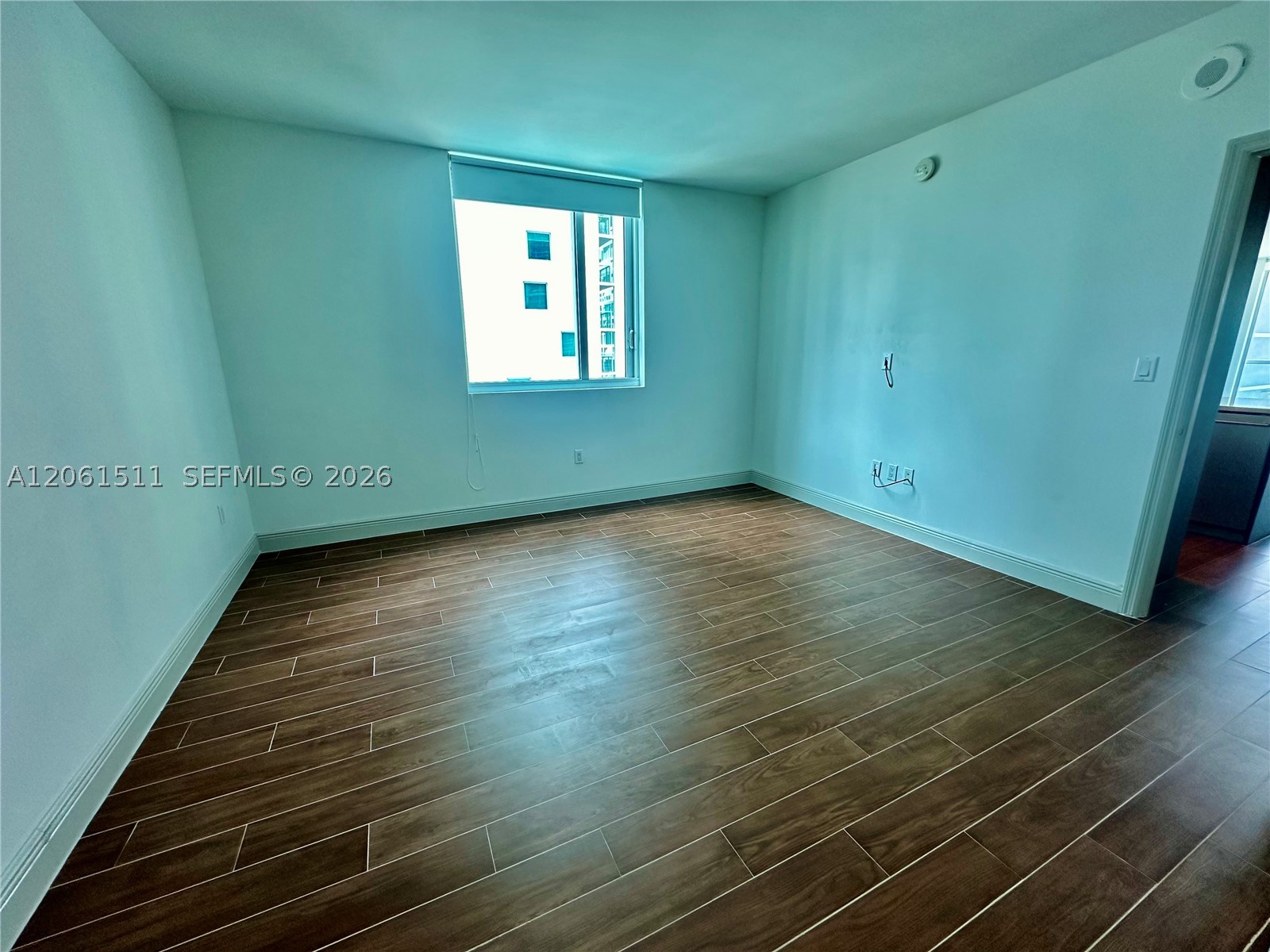 image 500 Brickell East8
