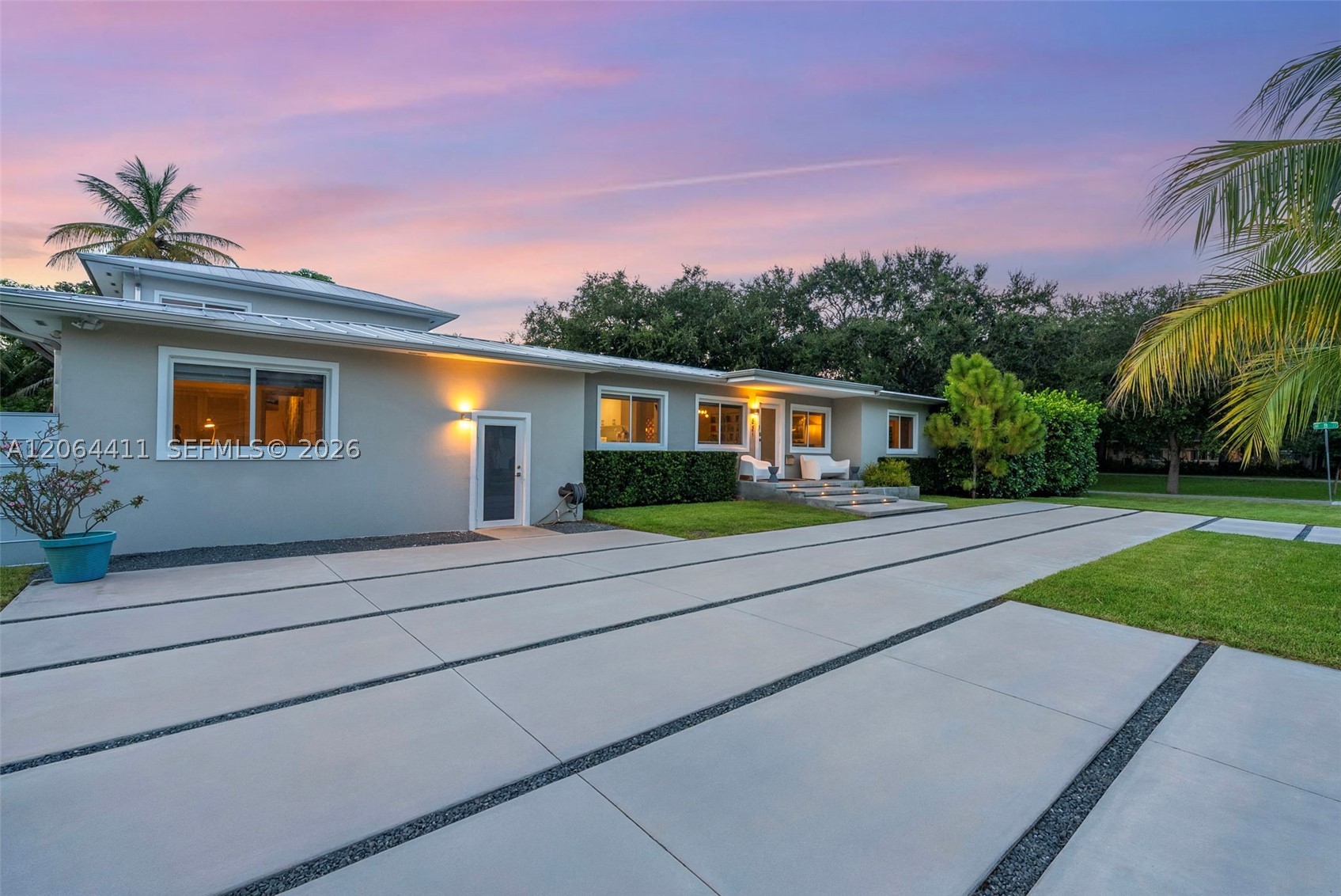 831 NE 109th St Biscayne Park, FL 33161