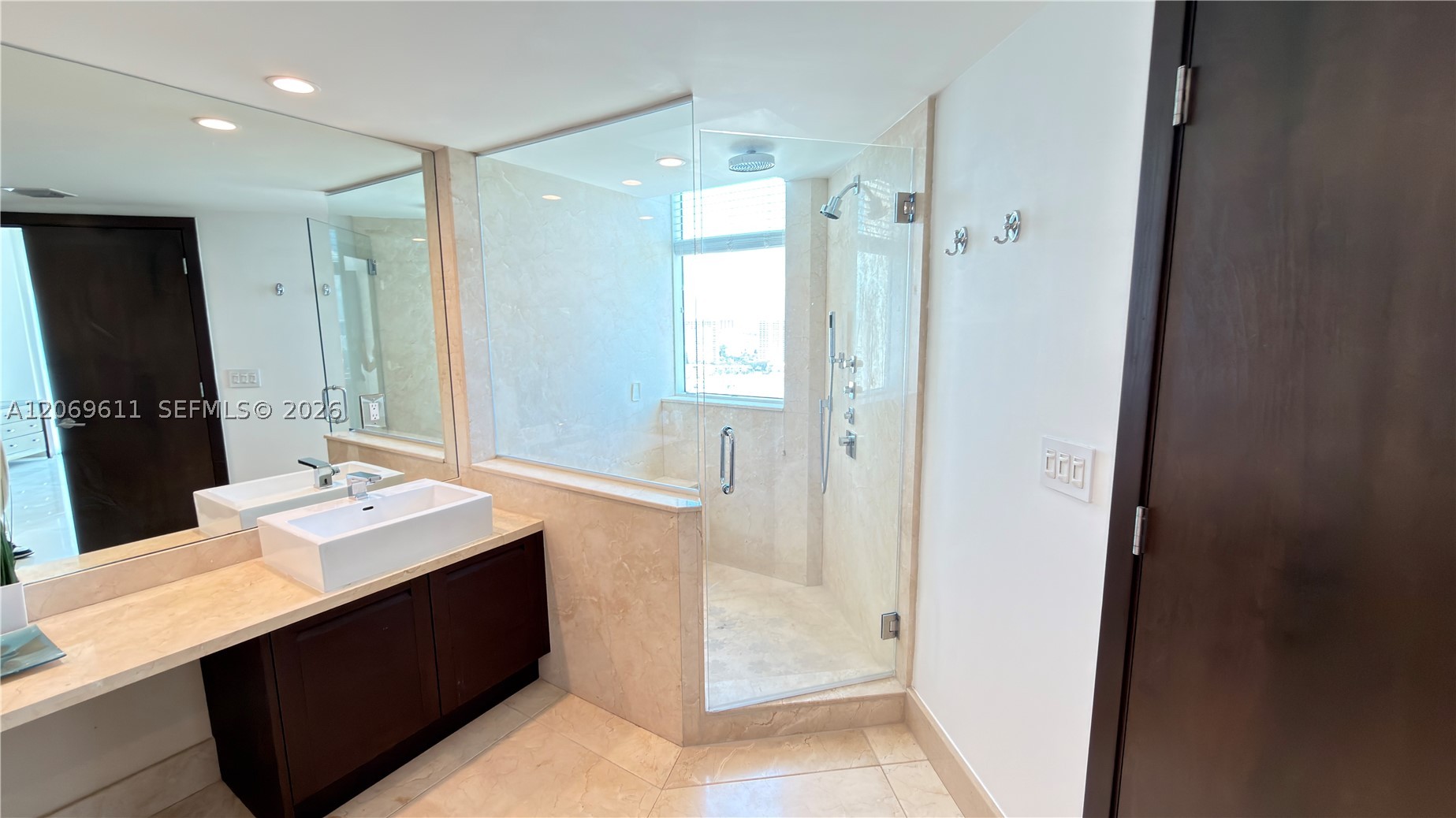 image St Tropez Sunny Isles25
