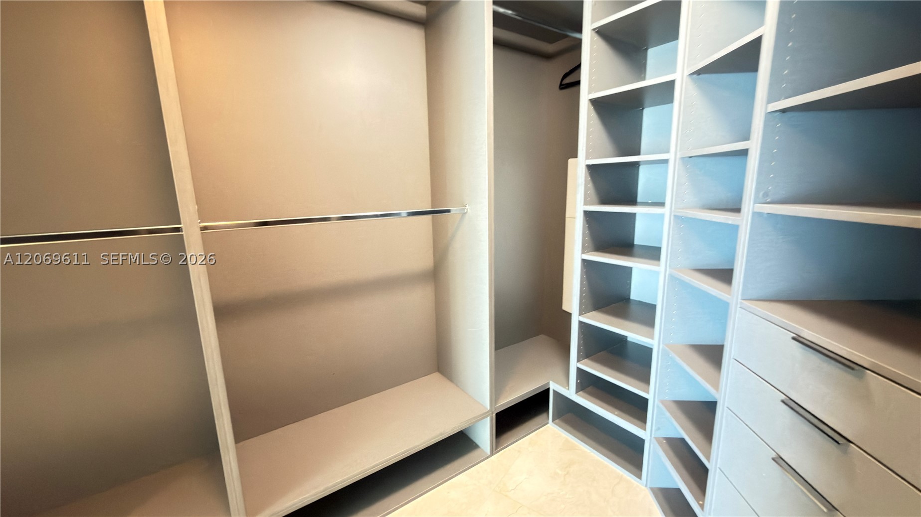 image St Tropez Sunny Isles28