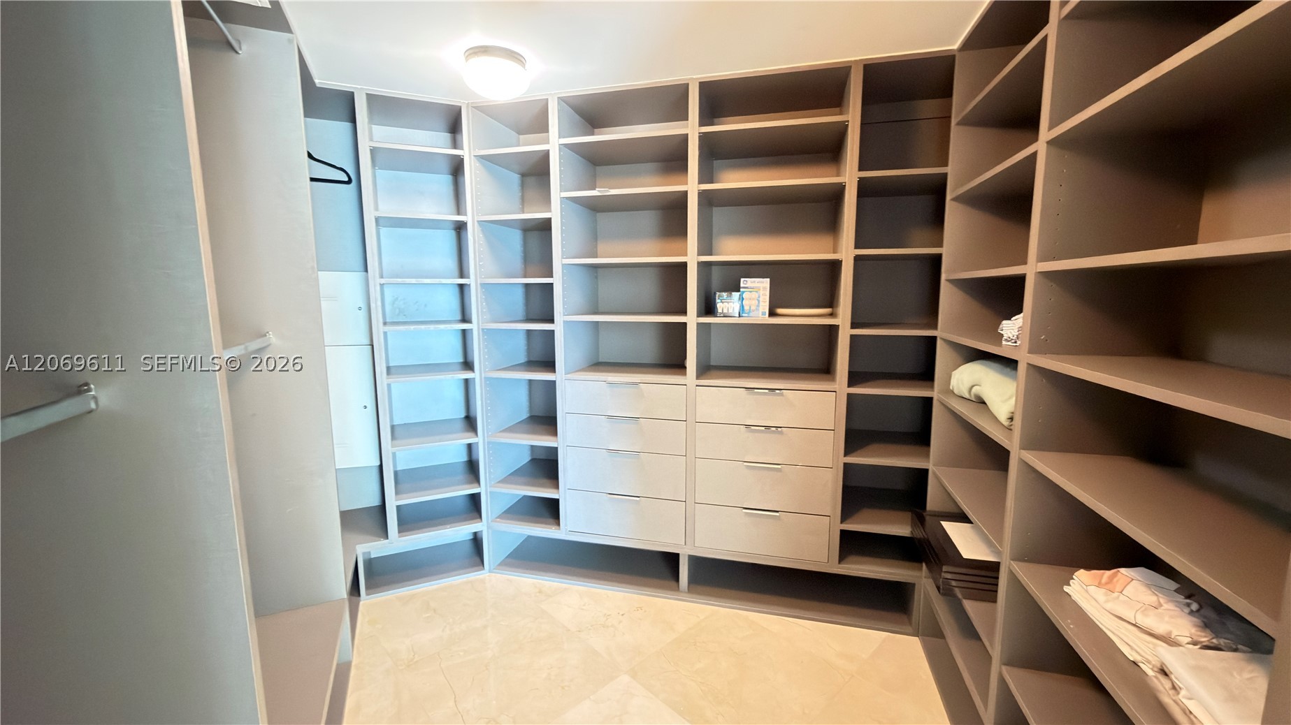 image St Tropez Sunny Isles29
