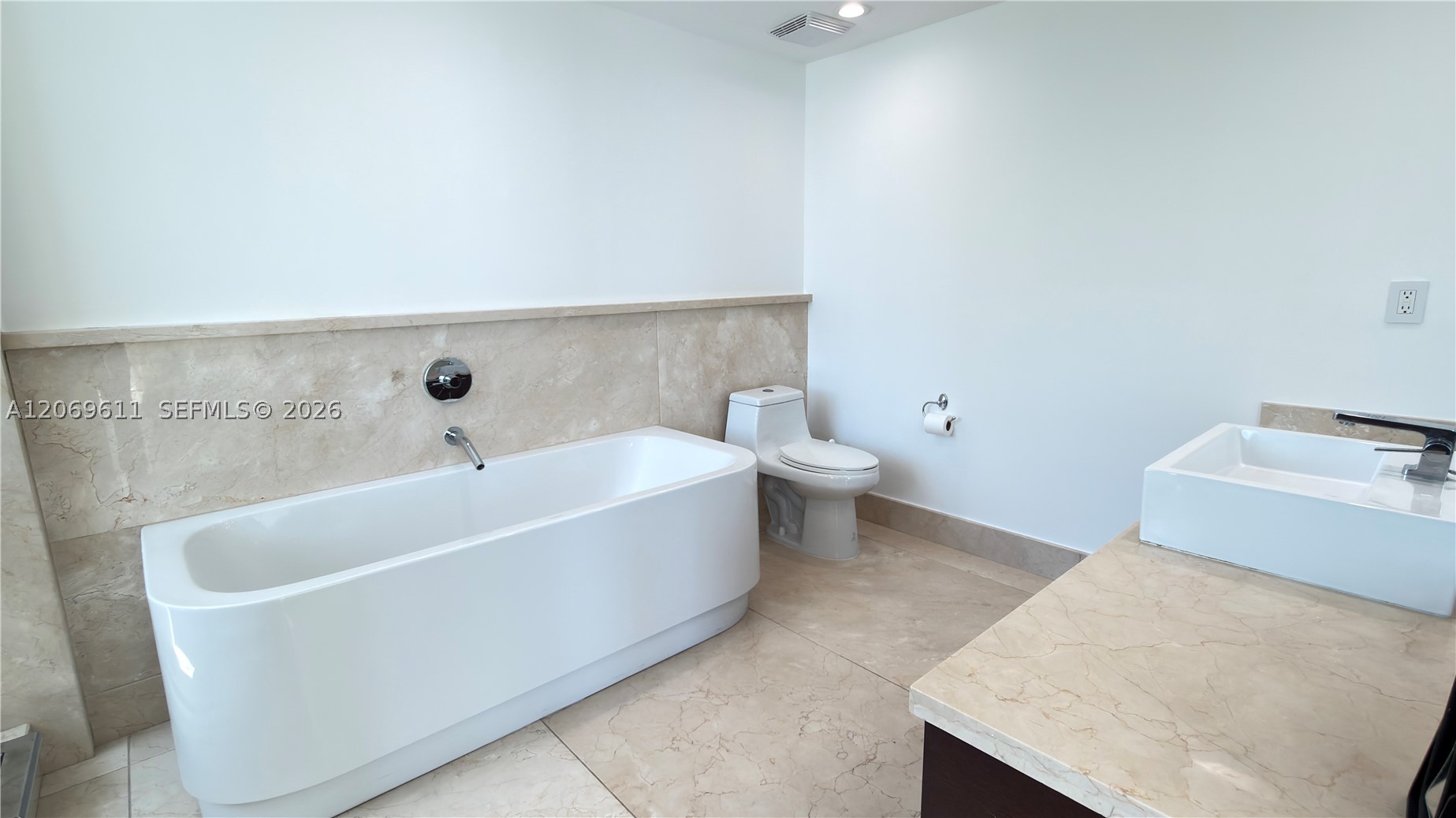 image St Tropez Sunny Isles43
