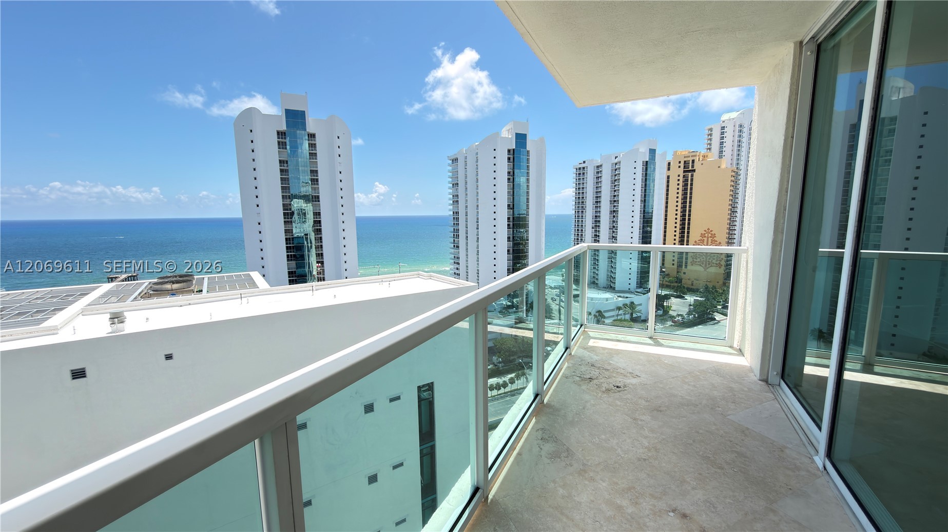 image St Tropez Sunny Isles58