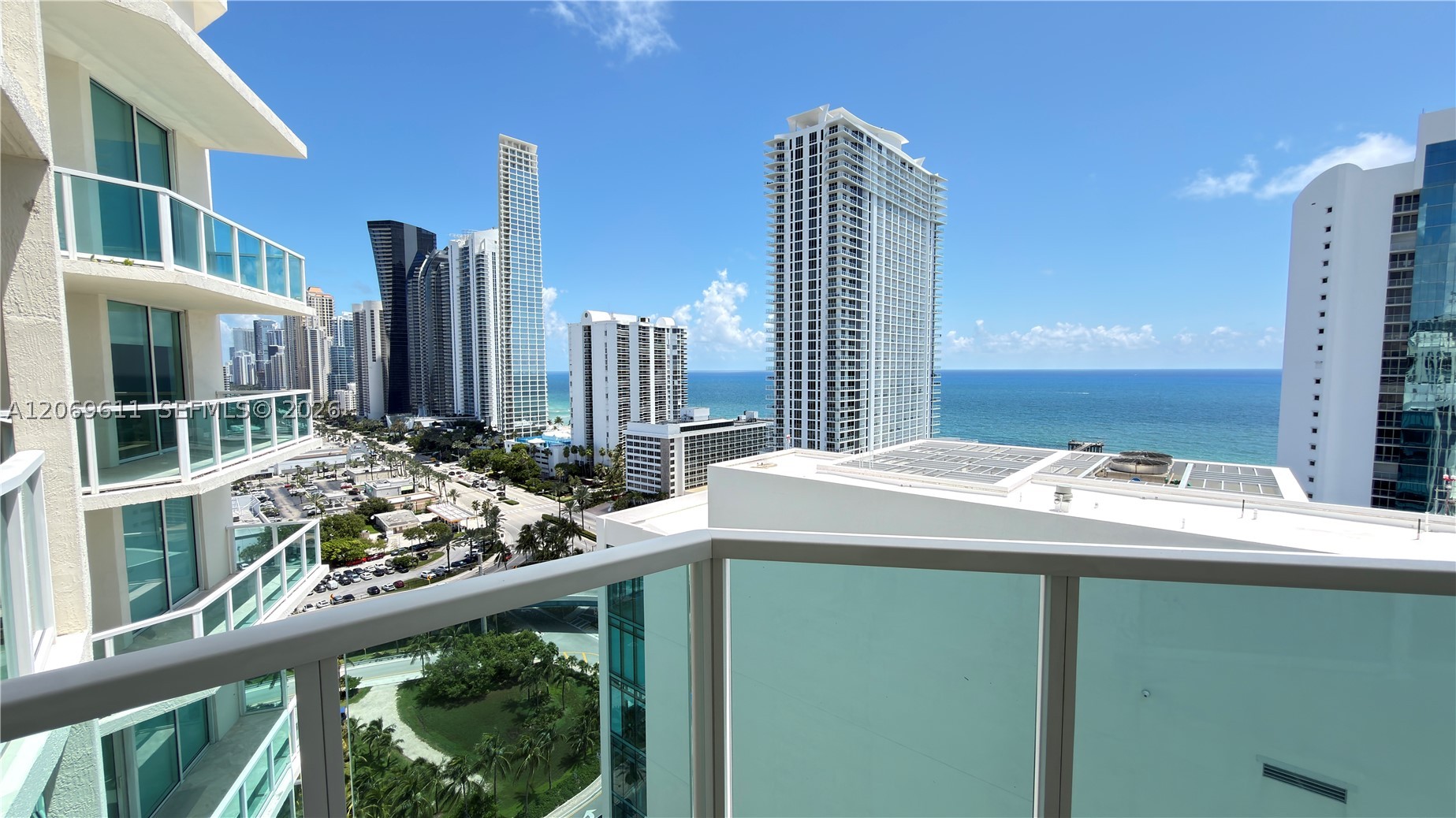 image St Tropez Sunny Isles59