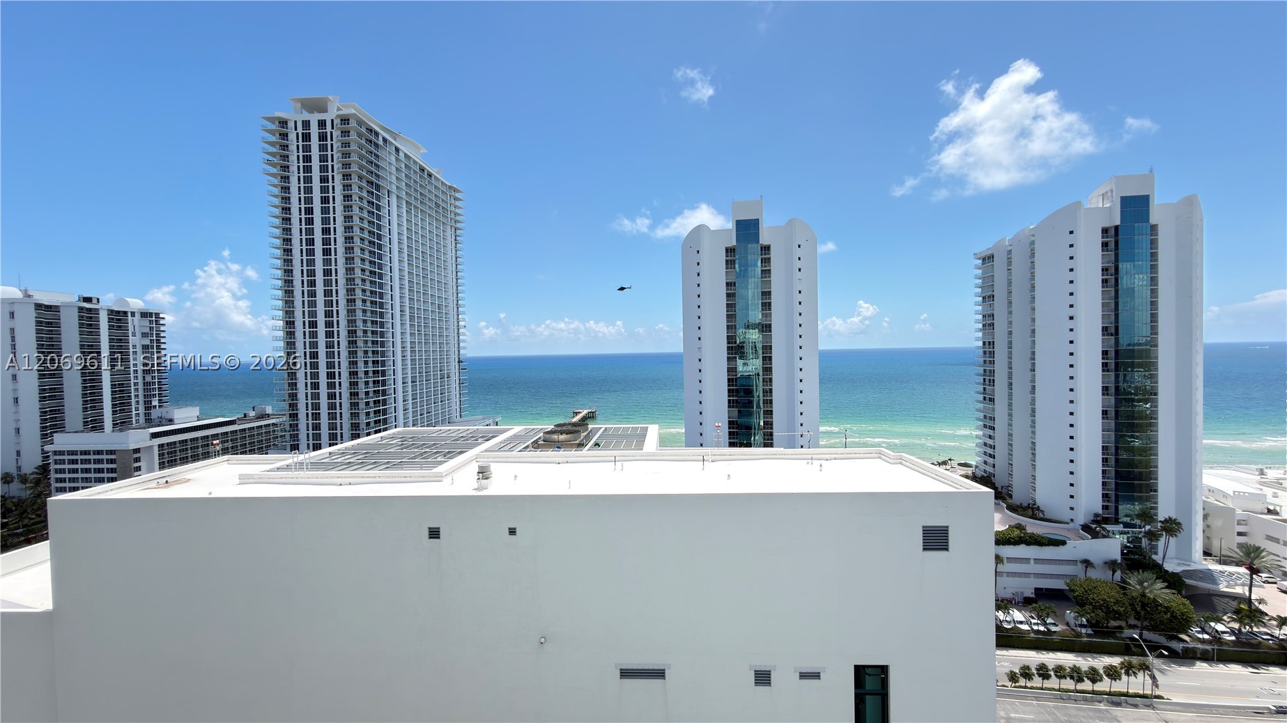 image St Tropez Sunny Isles63