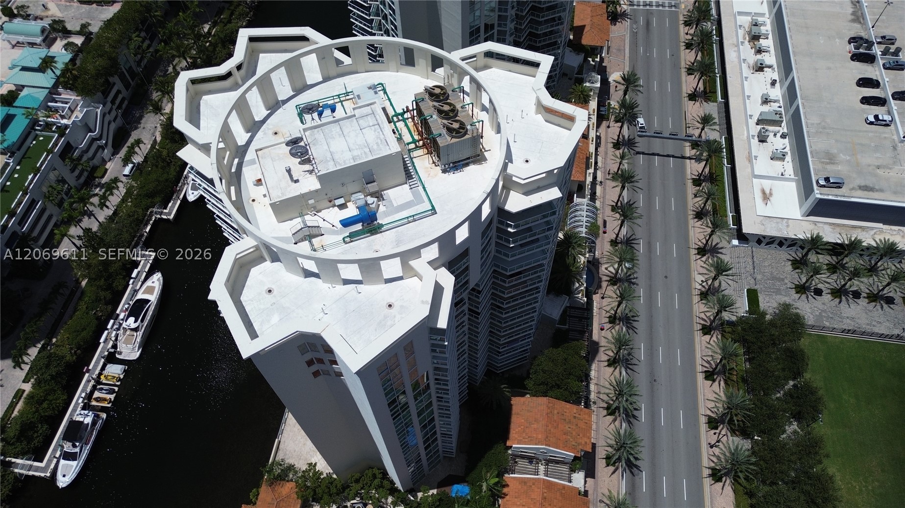 image St Tropez Sunny Isles66