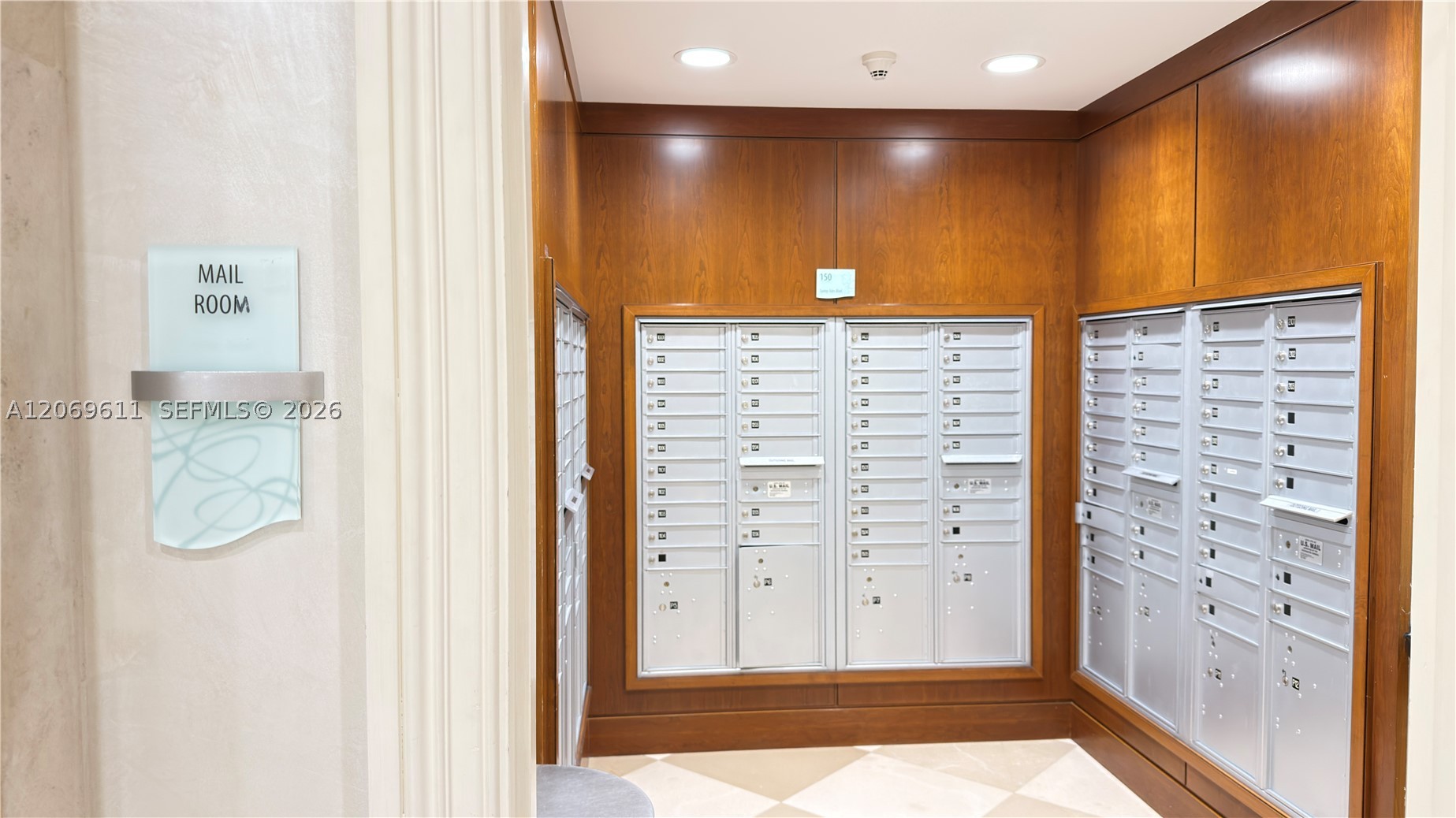 image St Tropez Sunny Isles70