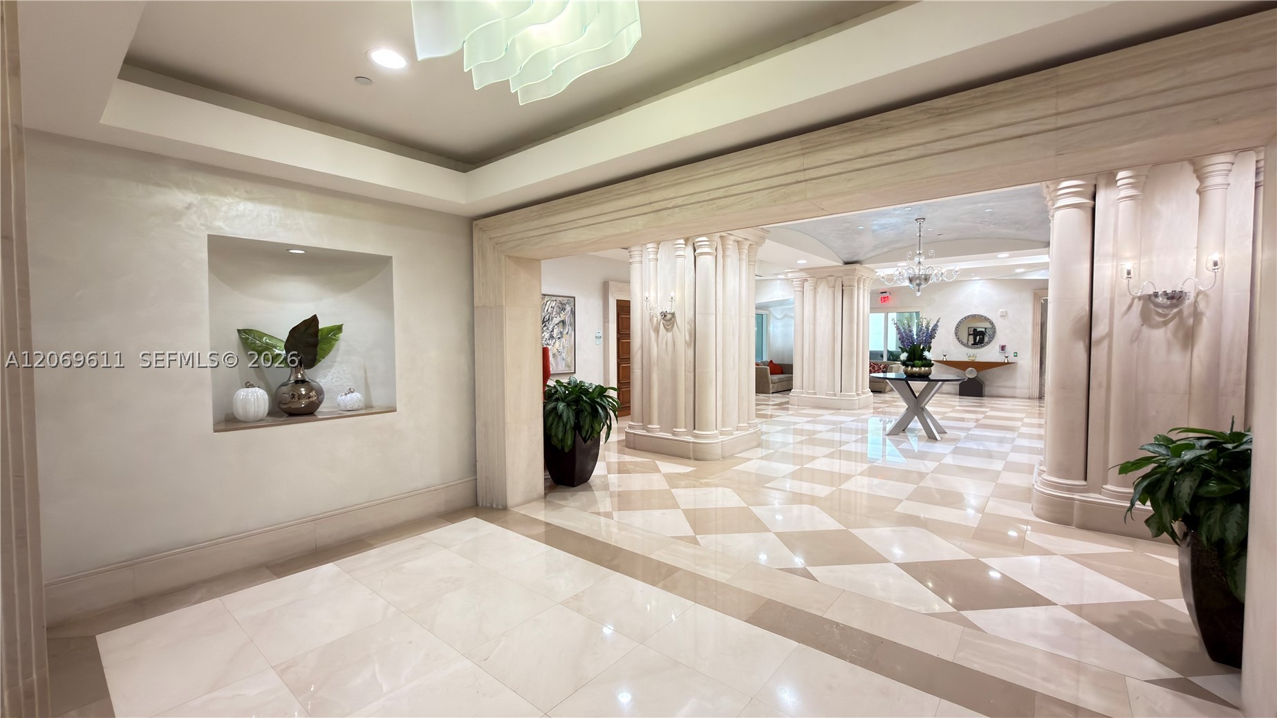 image St Tropez Sunny Isles74
