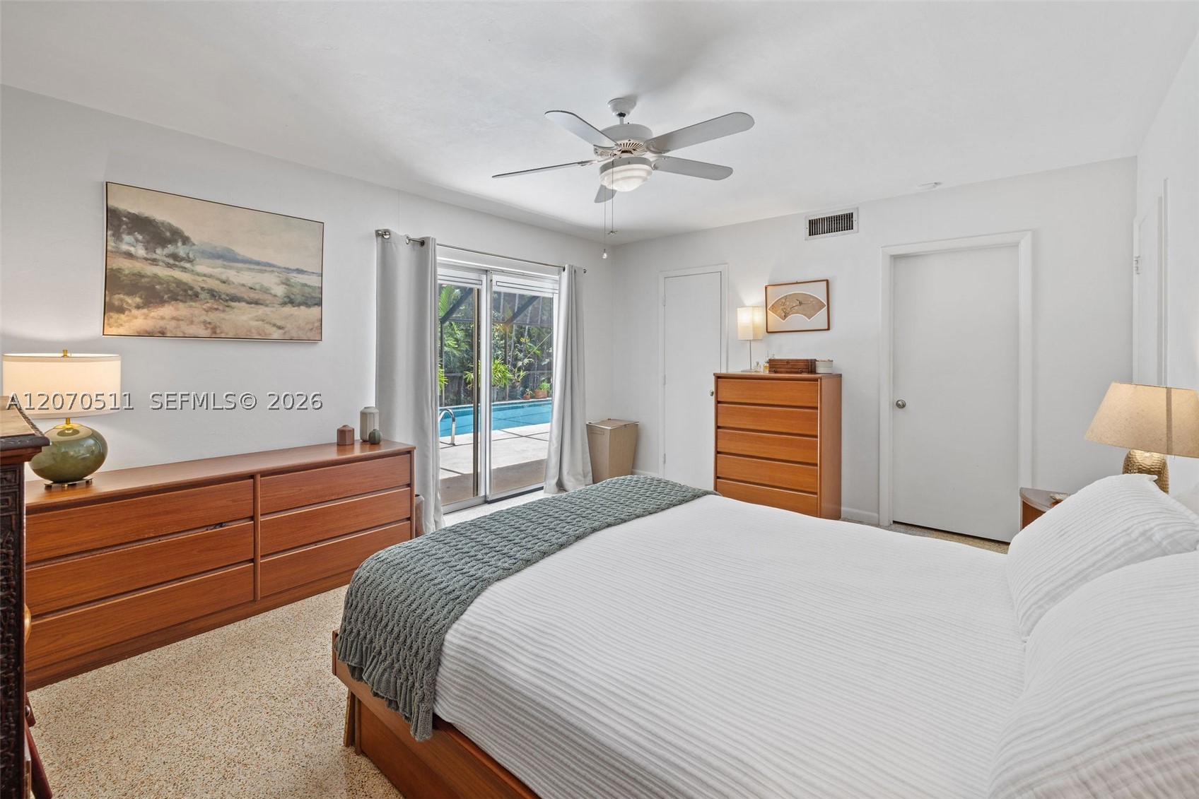 6390 SW 69th St South Miami, FL 33143