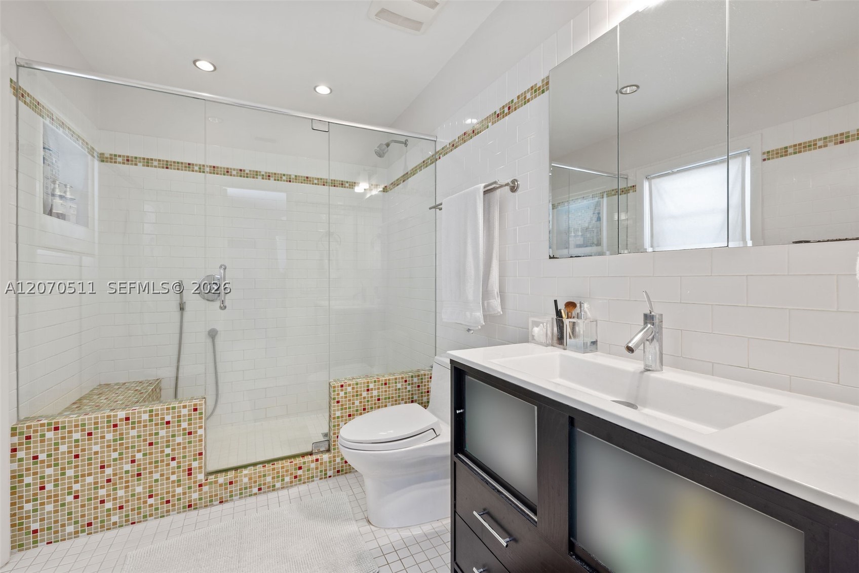 6390 SW 69th St South Miami, FL 33143