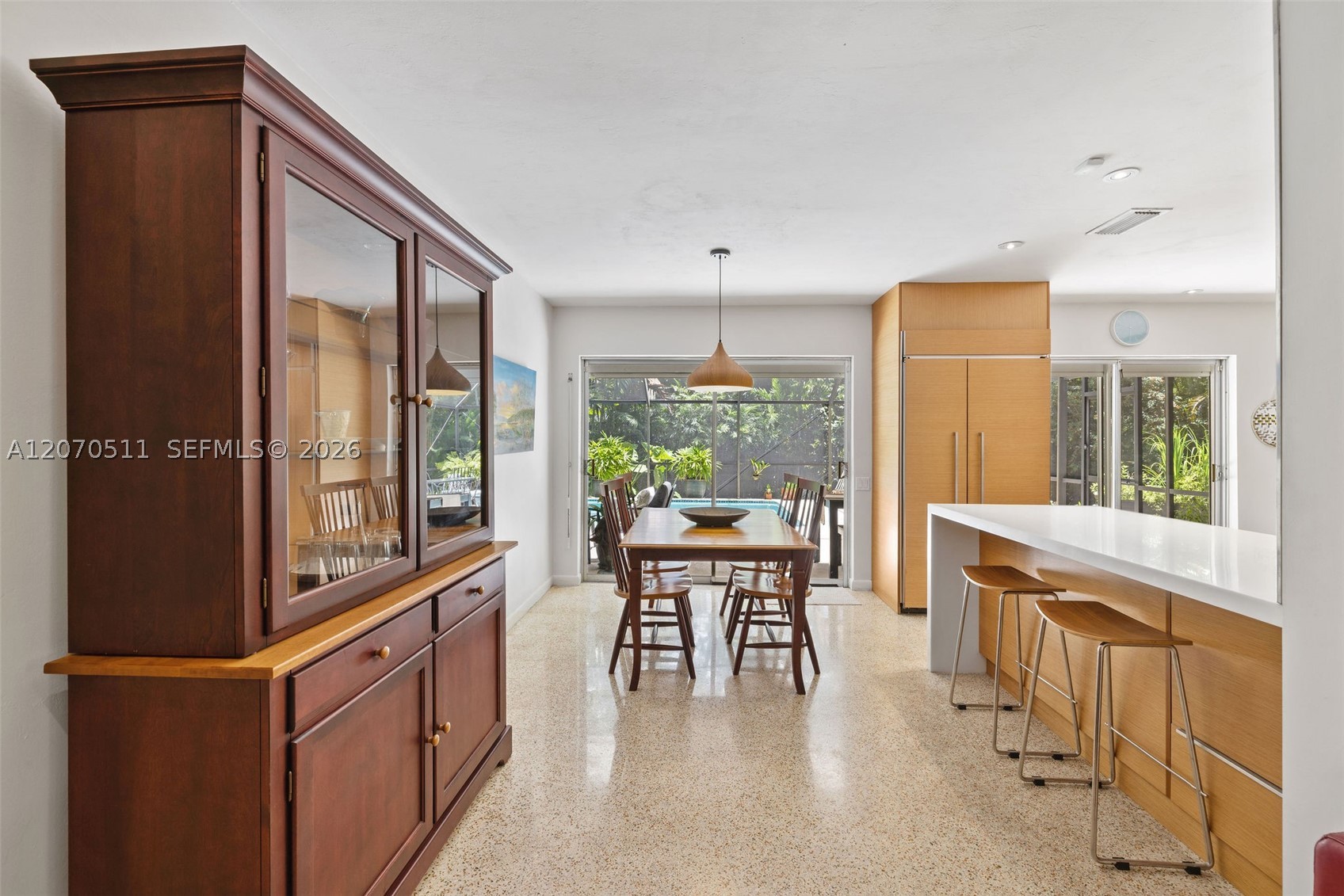 6390 SW 69th St South Miami, FL 33143