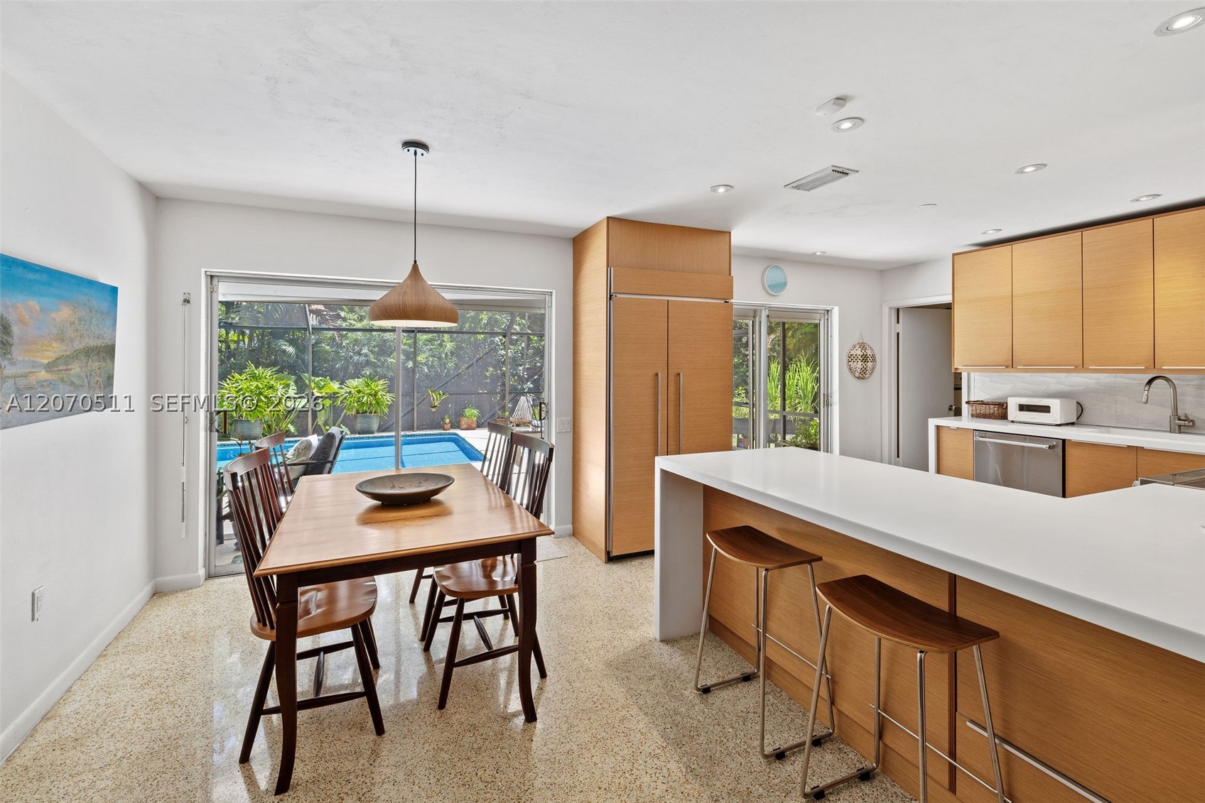 6390 SW 69th St South Miami, FL 33143