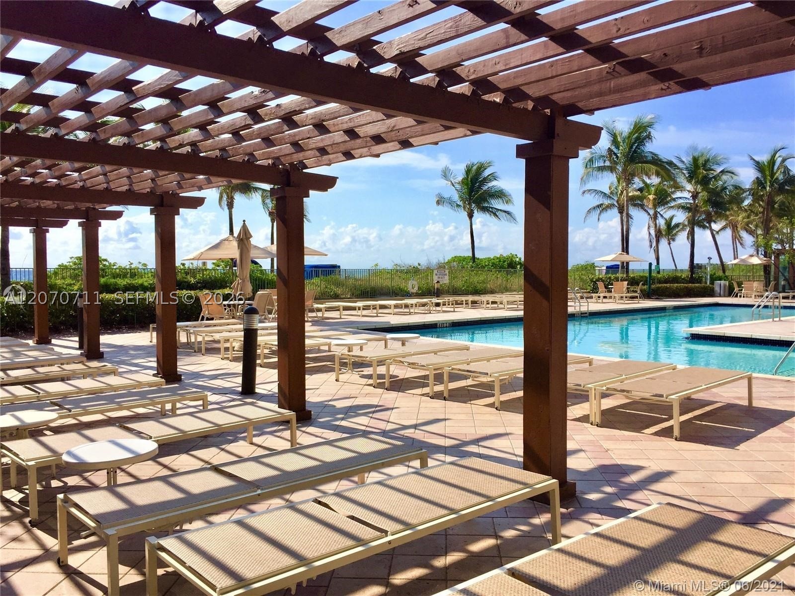 image 2080 Ocean Drive22