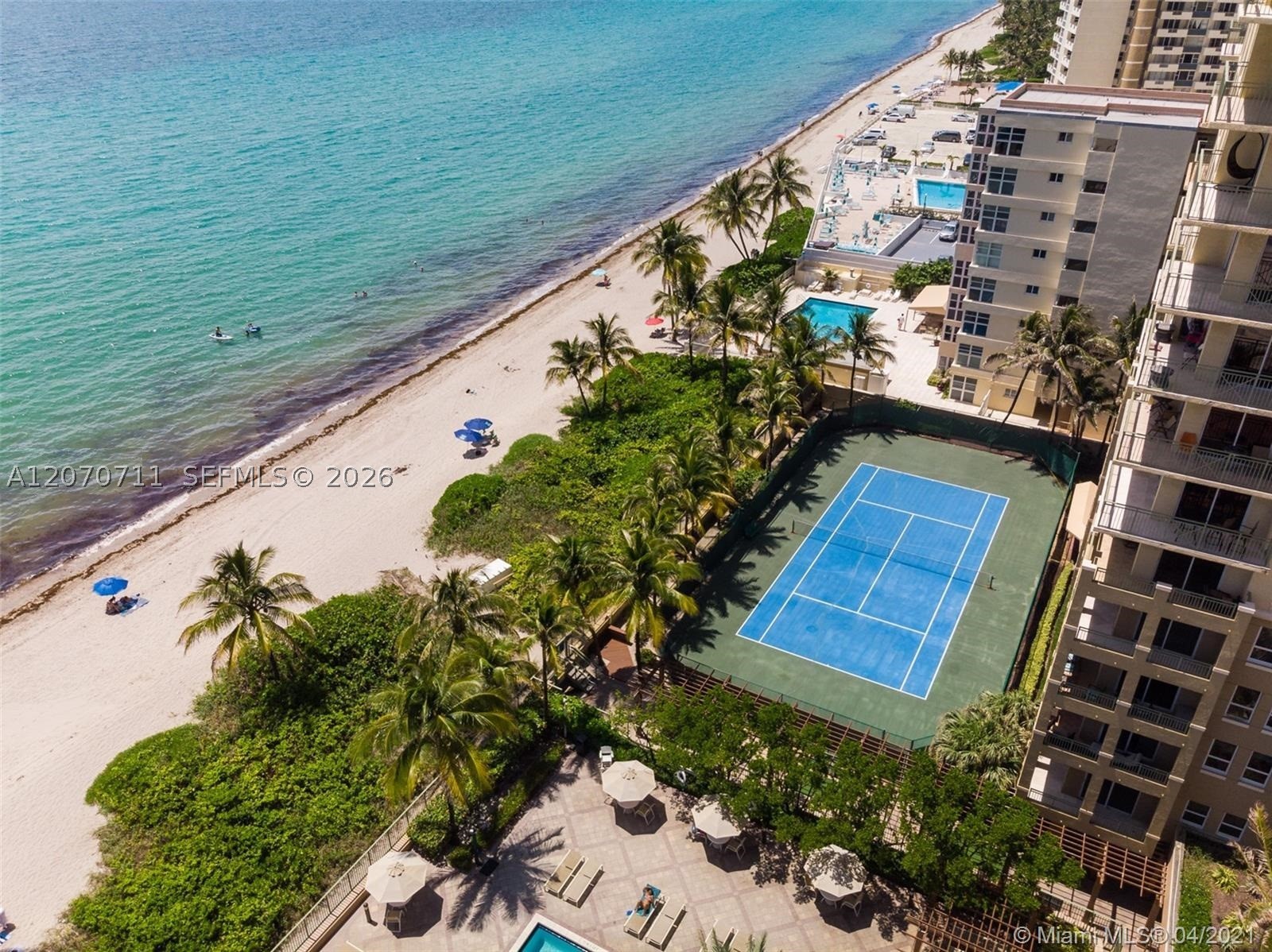 image 2080 Ocean Drive24