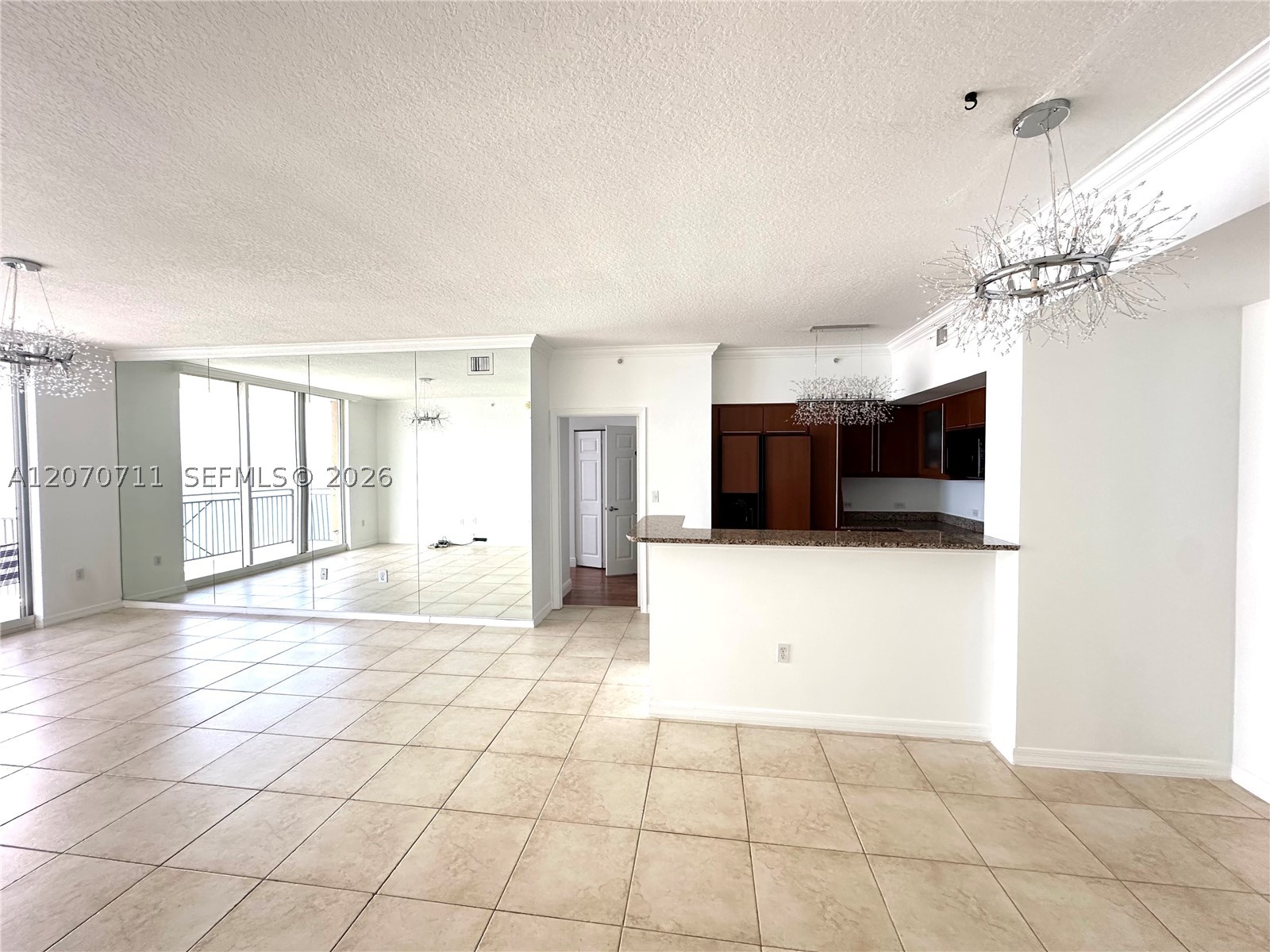 image 2080 Ocean Drive7