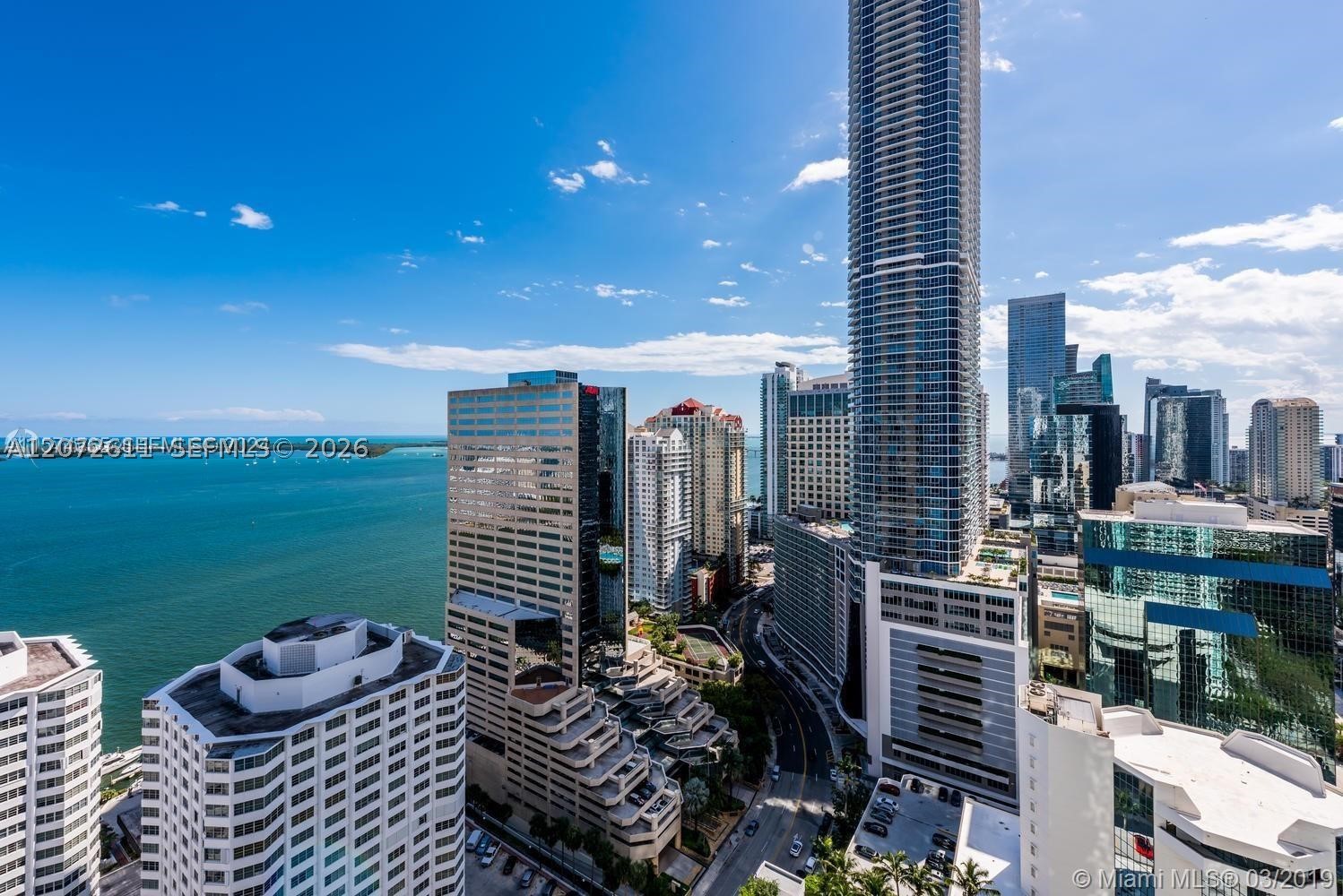image The Plaza on Brickell West3