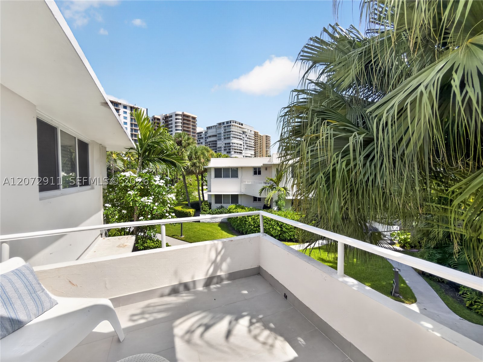 10190 Collins Ave #204 Bal Harbour, FL 33154