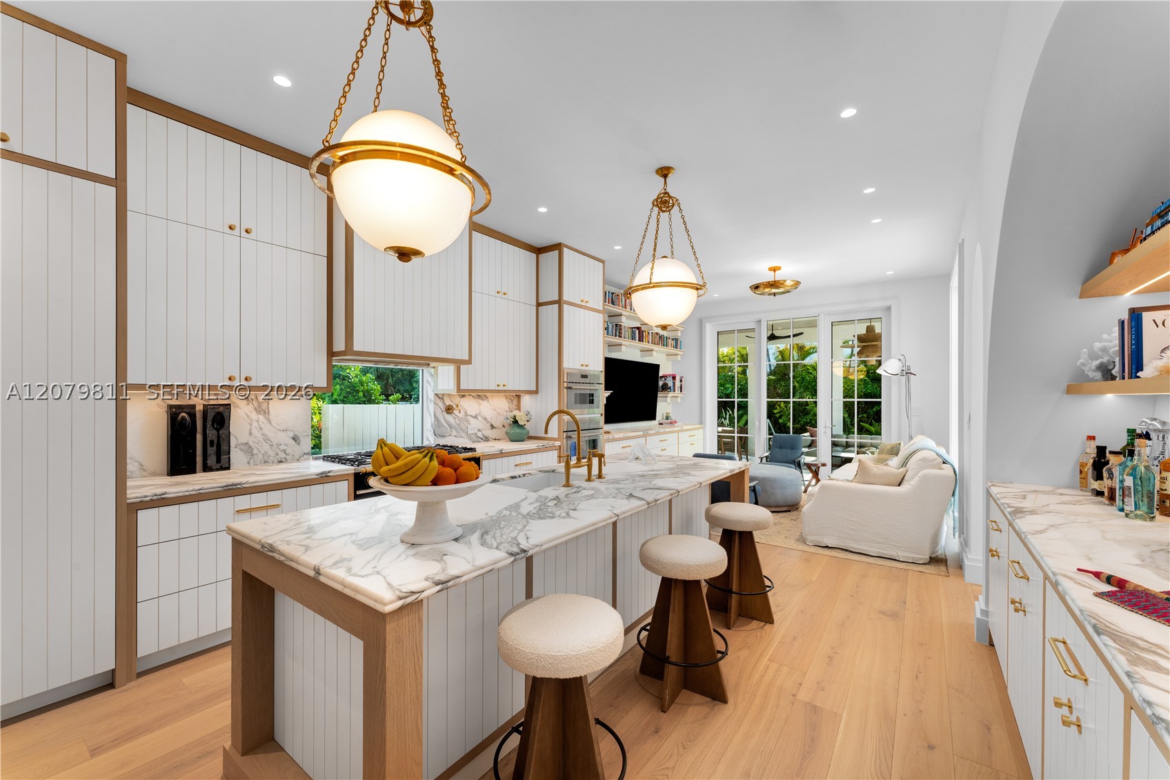 544 Warren Ln Key Biscayne, FL 33149