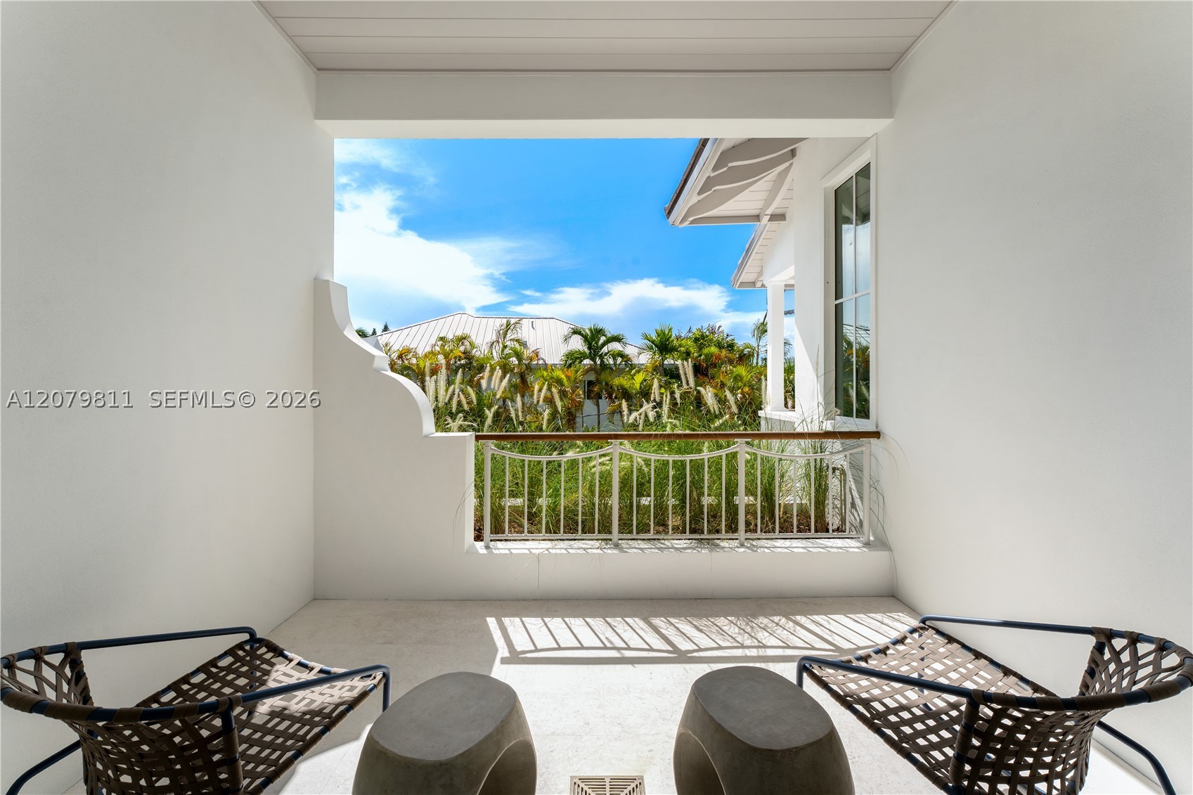 544 Warren Ln Key Biscayne, FL 33149