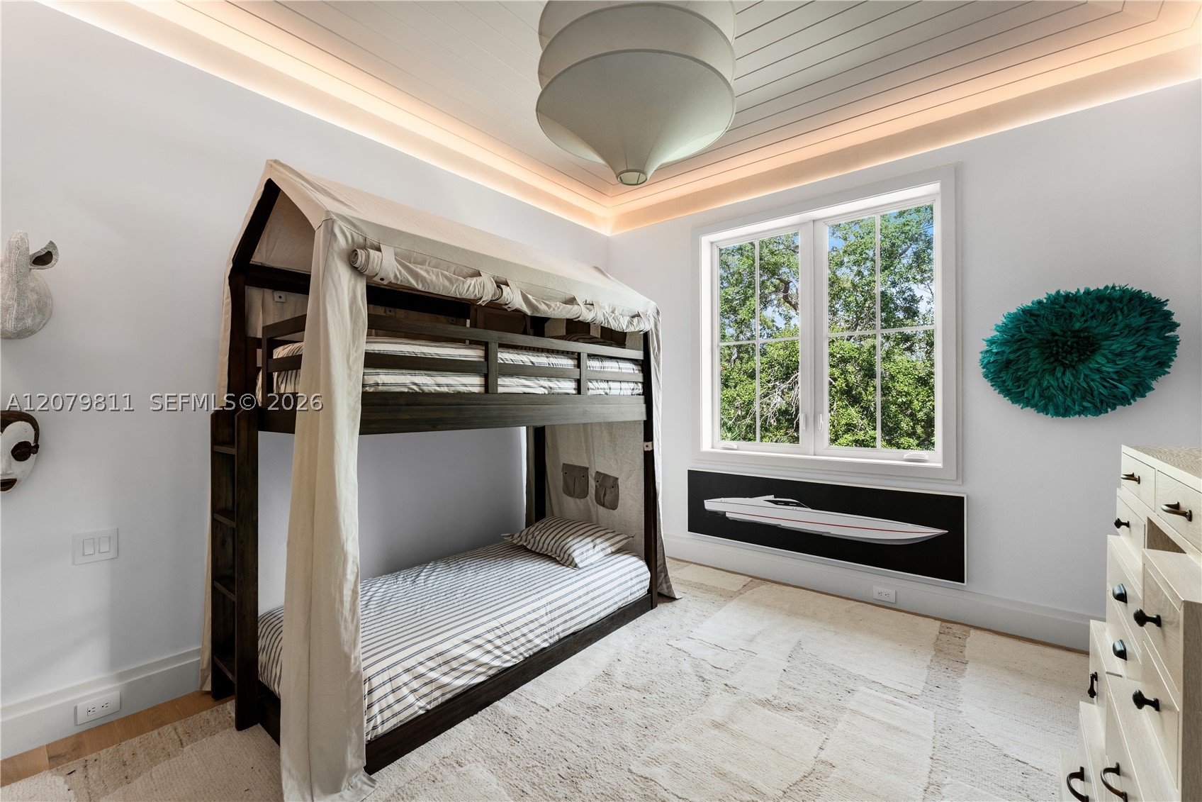 544 Warren Ln Key Biscayne, FL 33149