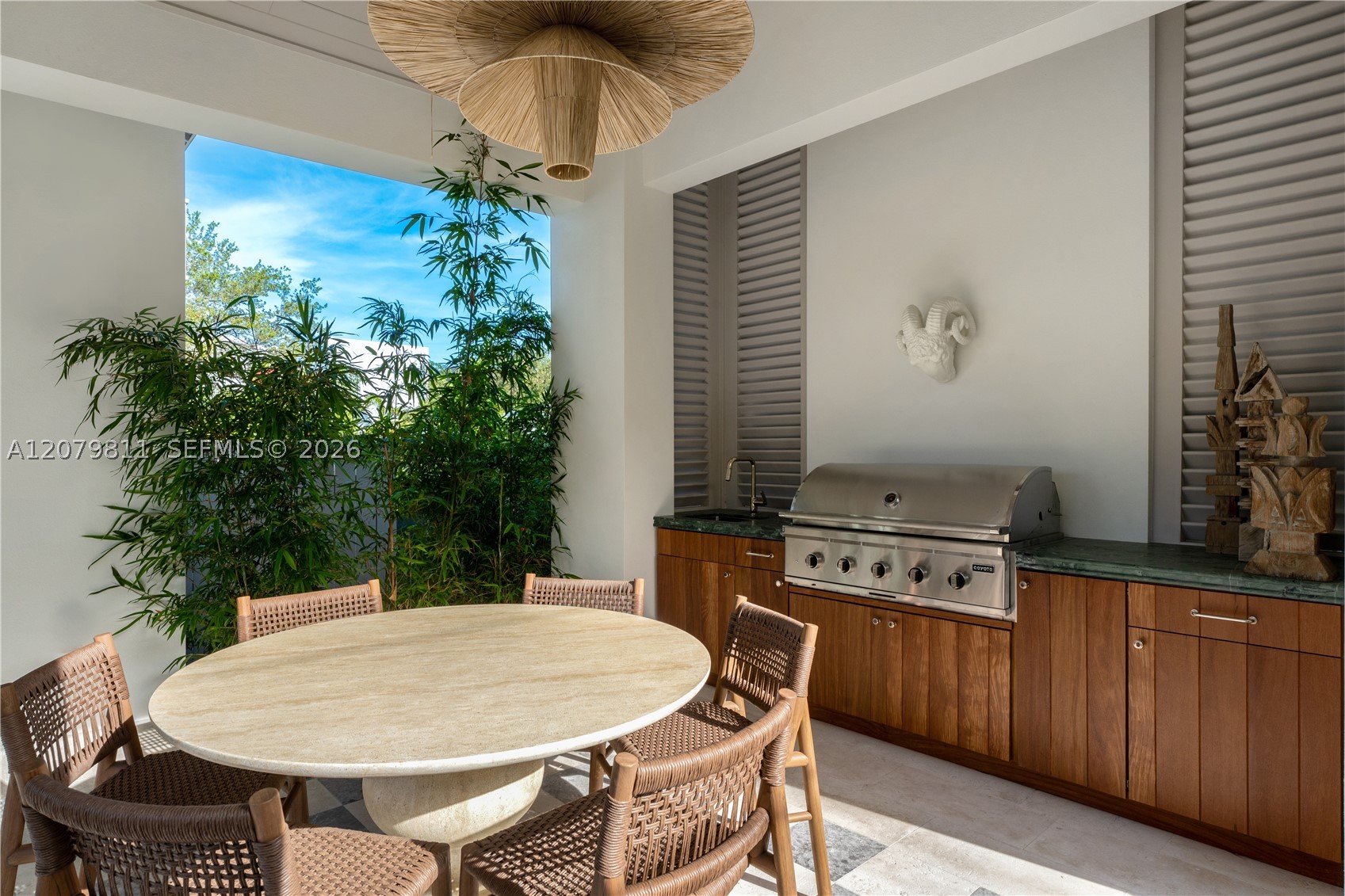 544 Warren Ln Key Biscayne, FL 33149