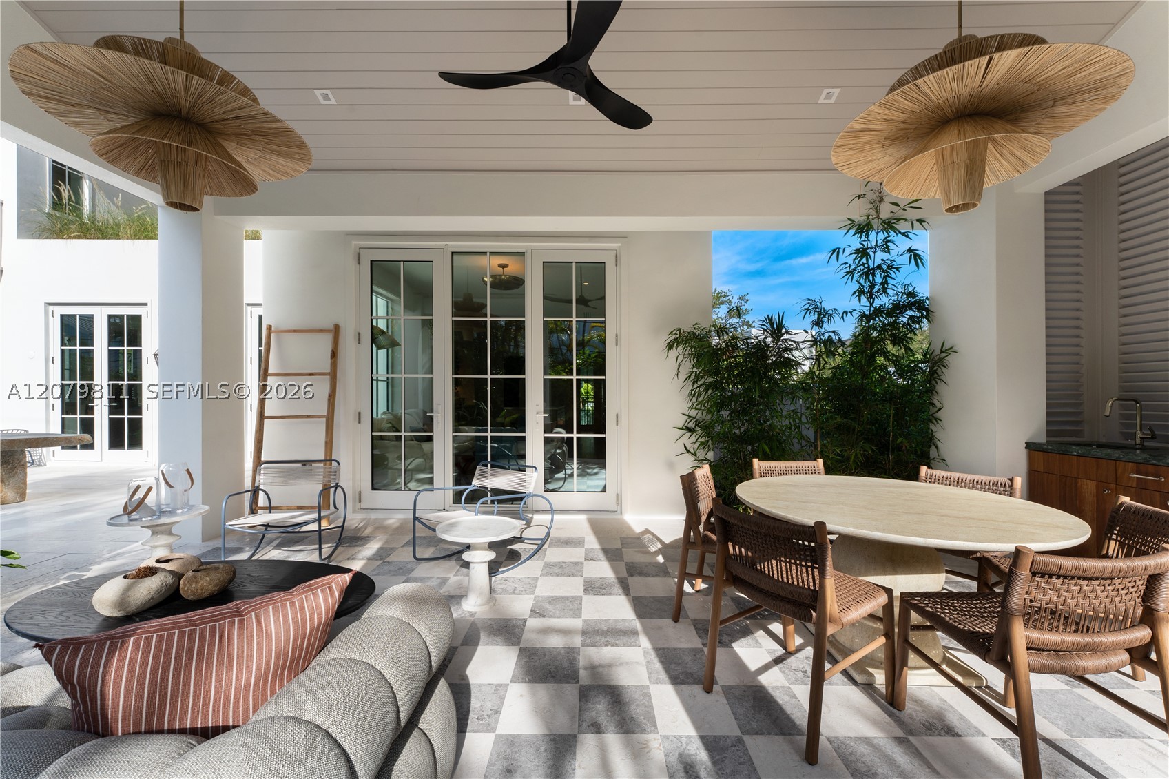 544 Warren Ln Key Biscayne, FL 33149