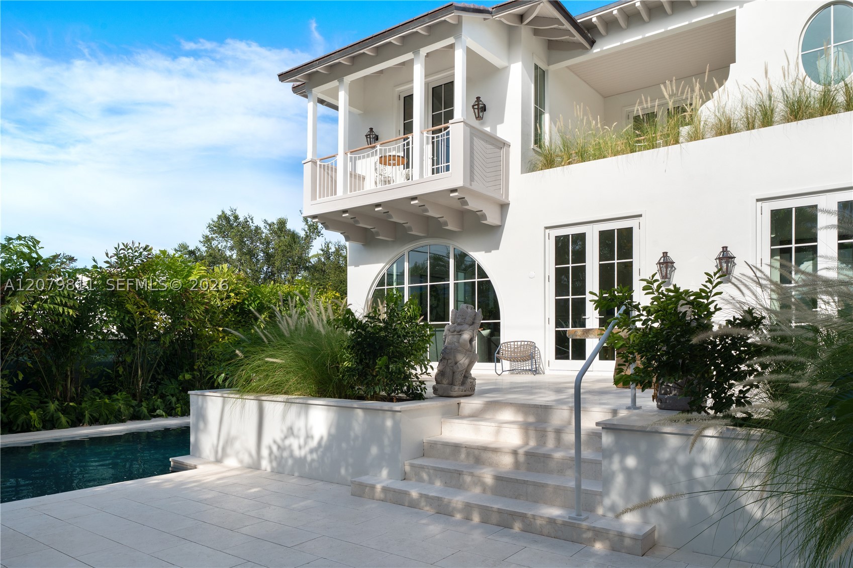 544 Warren Ln Key Biscayne, FL 33149