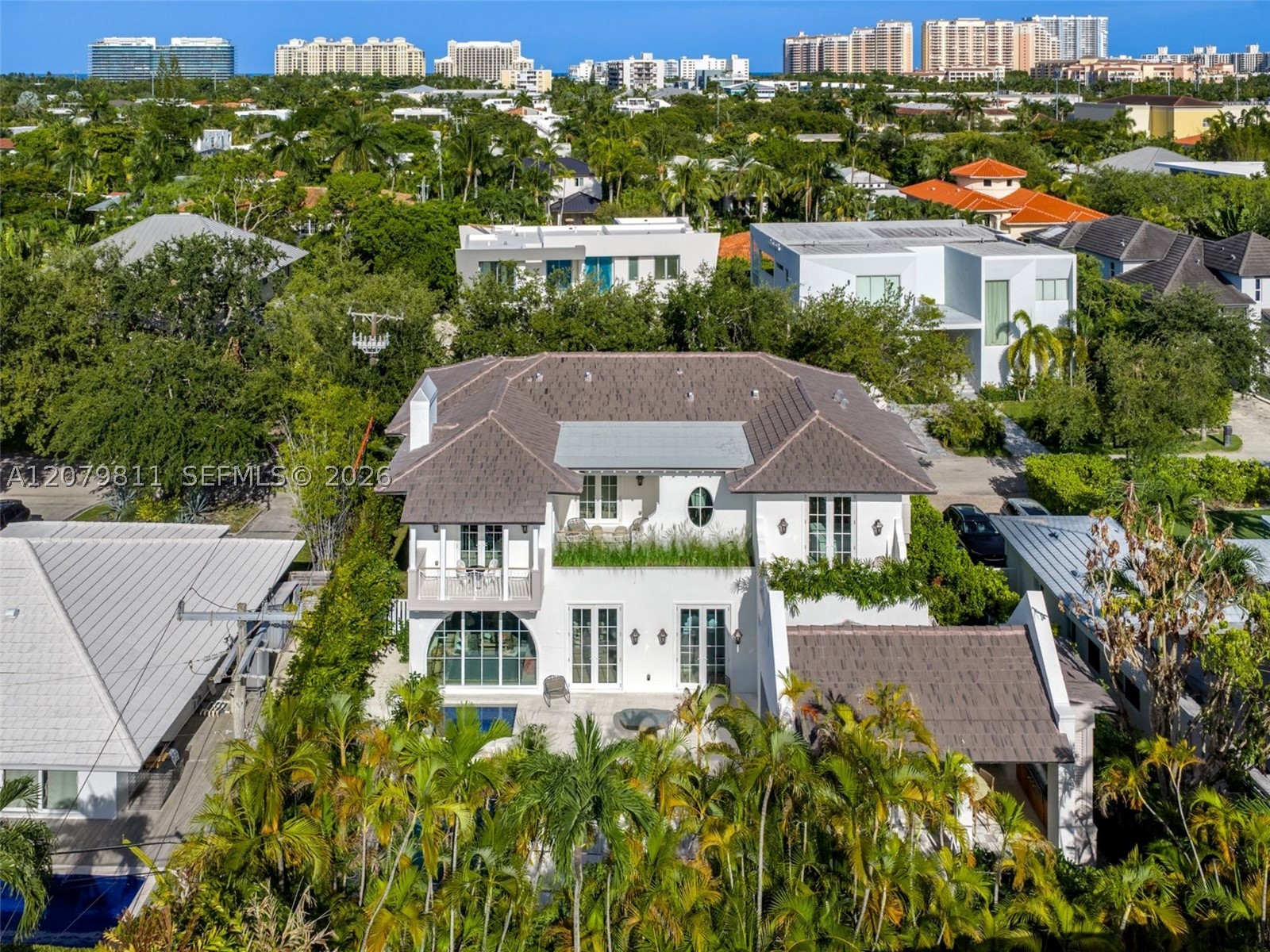 544 Warren Ln Key Biscayne, FL 33149