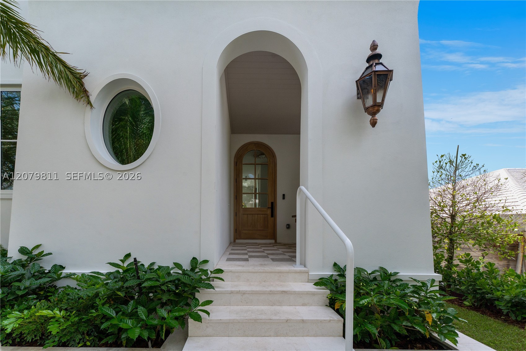 544 Warren Ln Key Biscayne, FL 33149