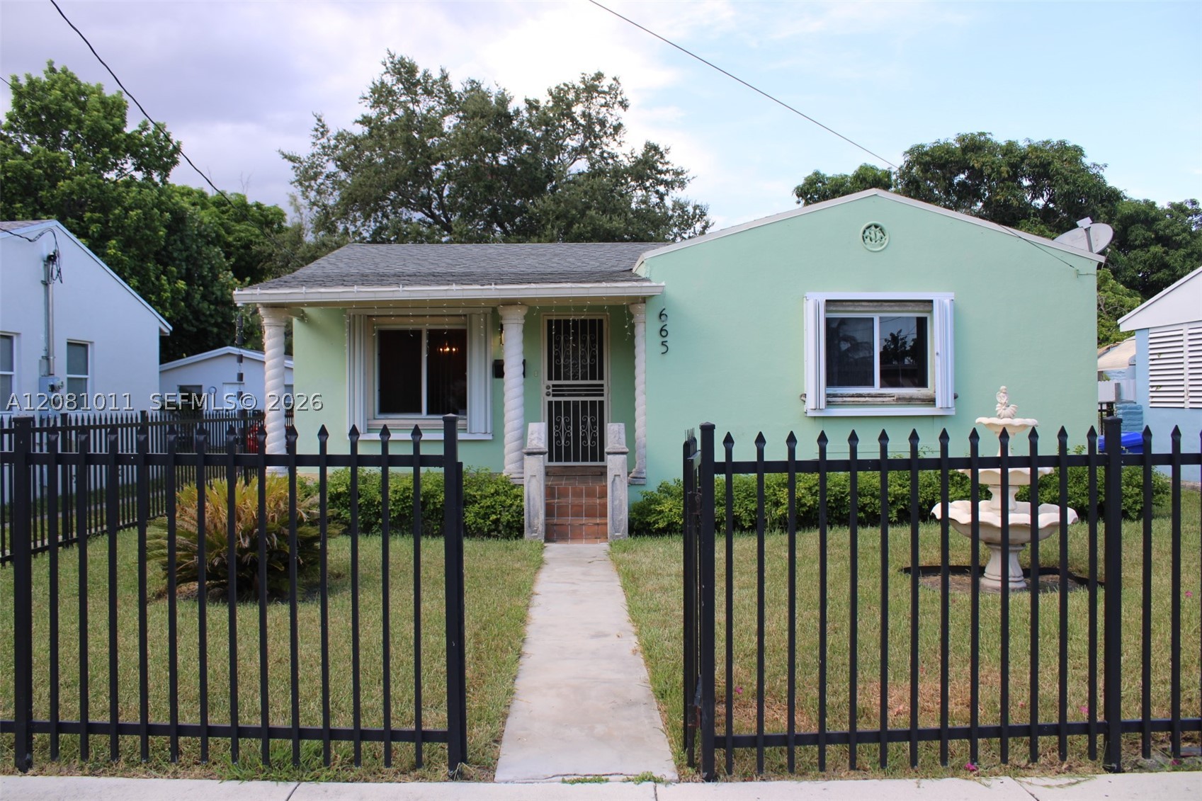 665 NW 50th St