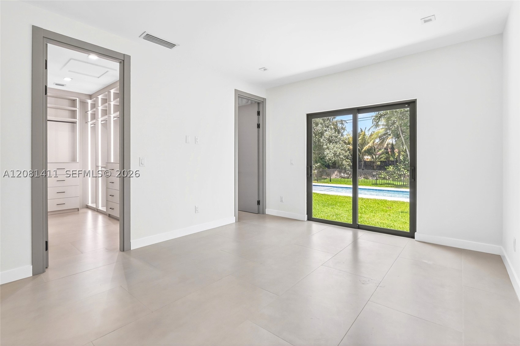 6853 S Waterway Dr Miami, FL 33155