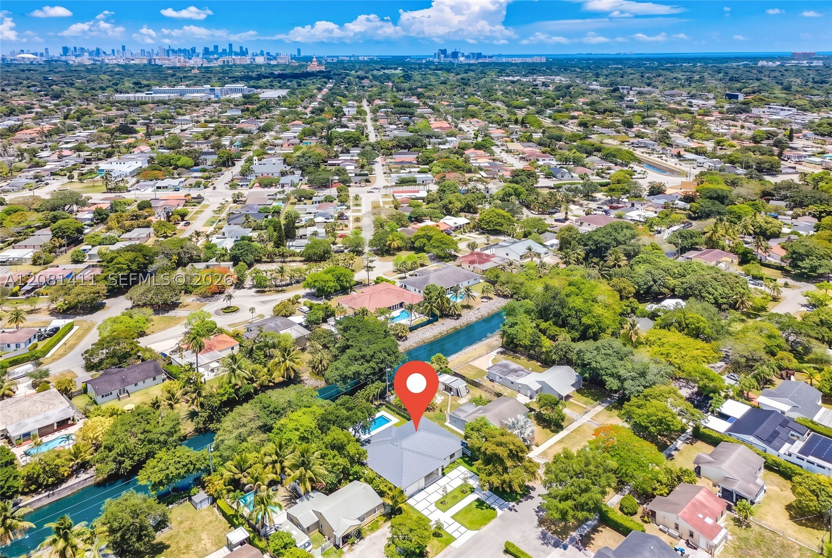 6853 S Waterway Dr Miami, FL 33155