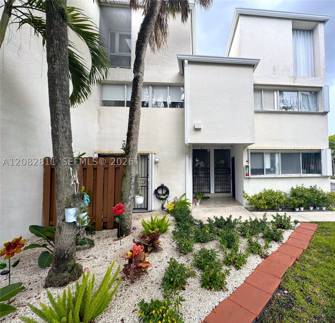 1910 SW 17th Ave #8