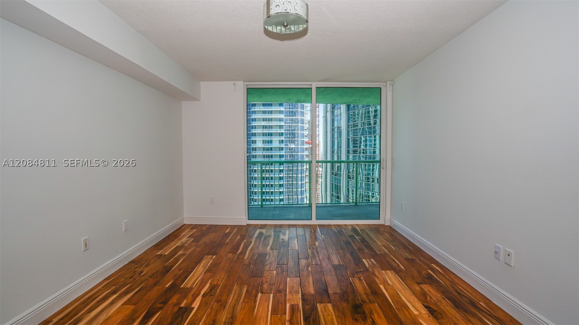 image The Club at Brickell Bay9