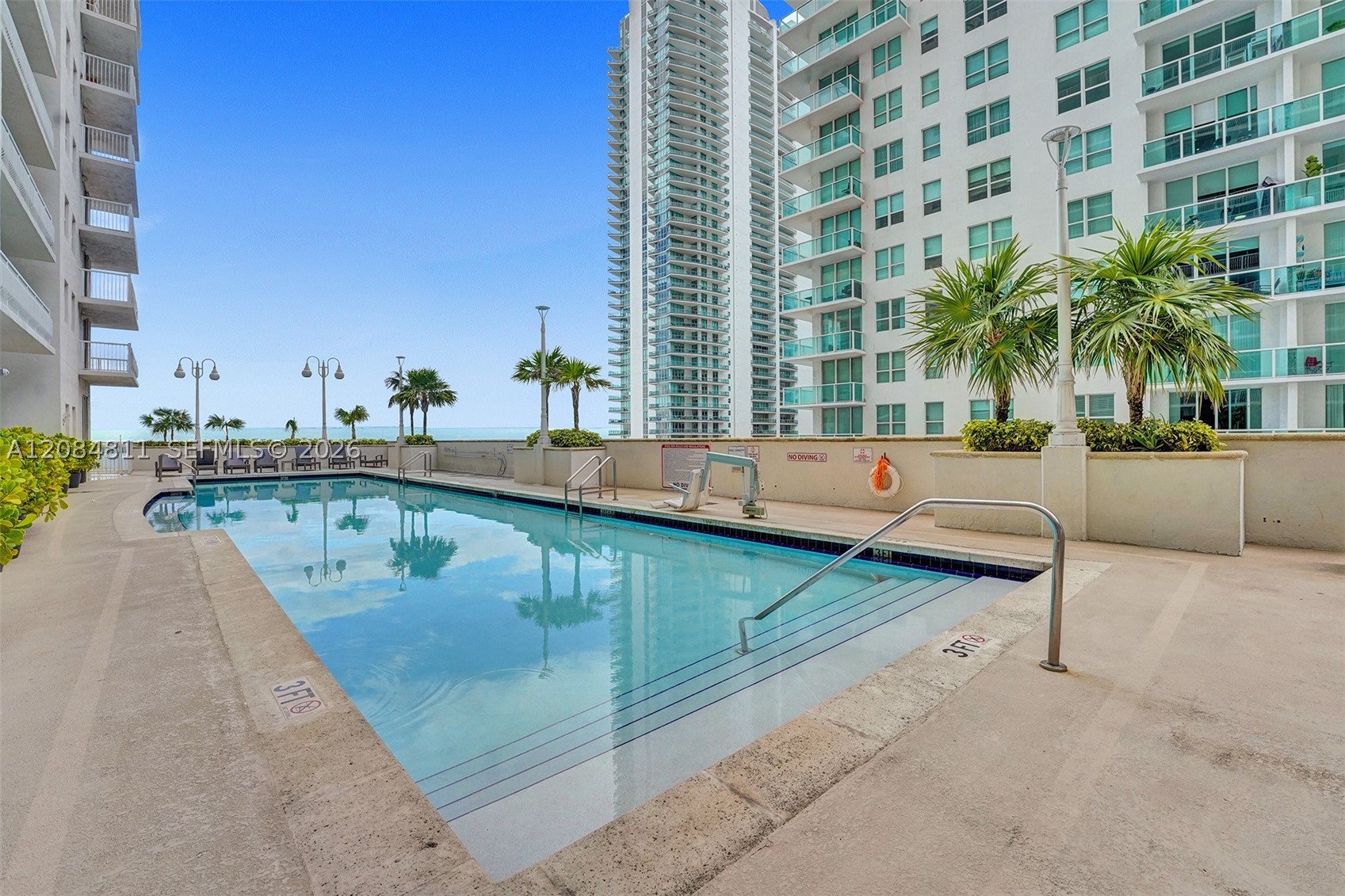 image The Club at Brickell Bay24